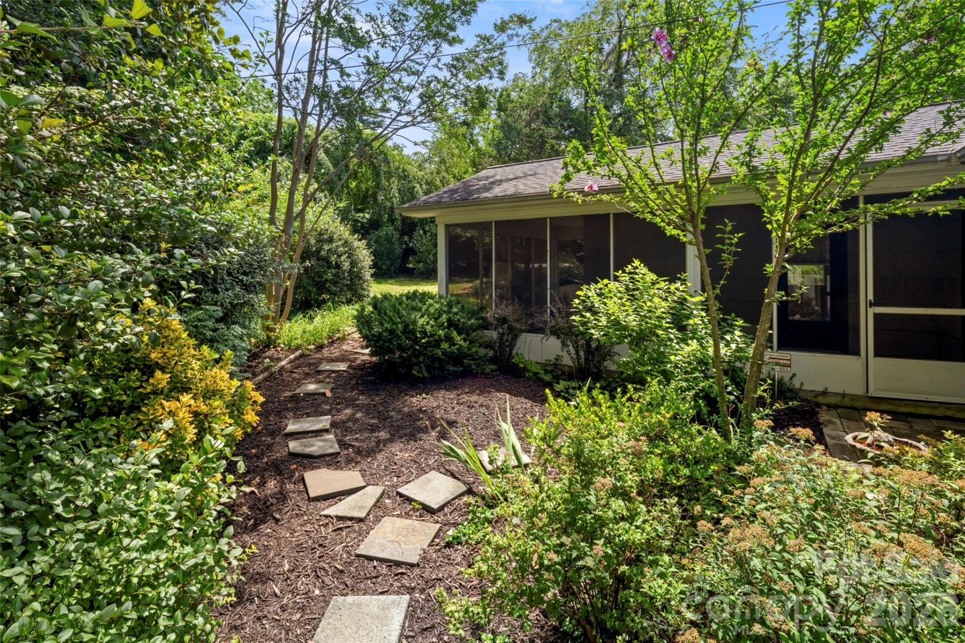1212 Oakland Street - Photo 25