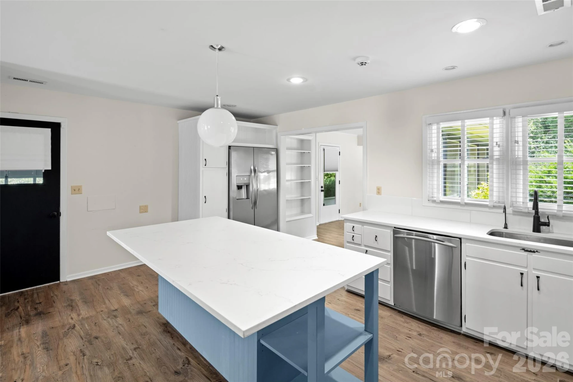 1212 Oakland Street - Photo 4