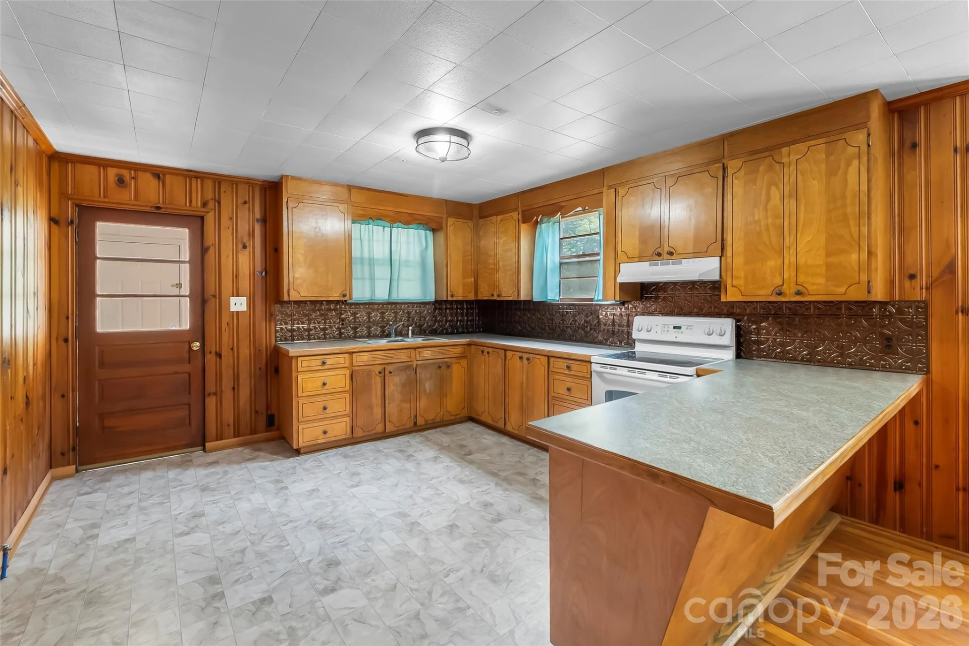 194 Virginia Drive - Photo 5