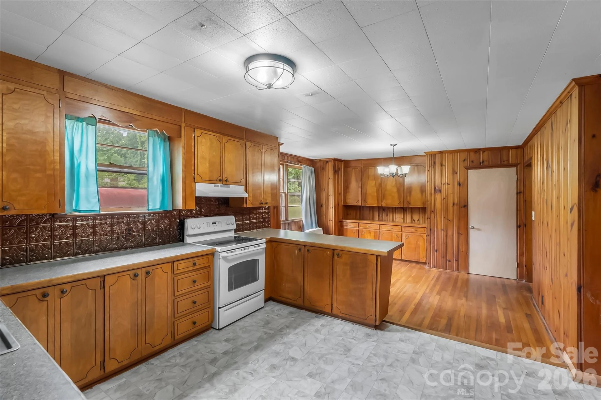 194 Virginia Drive - Photo 8