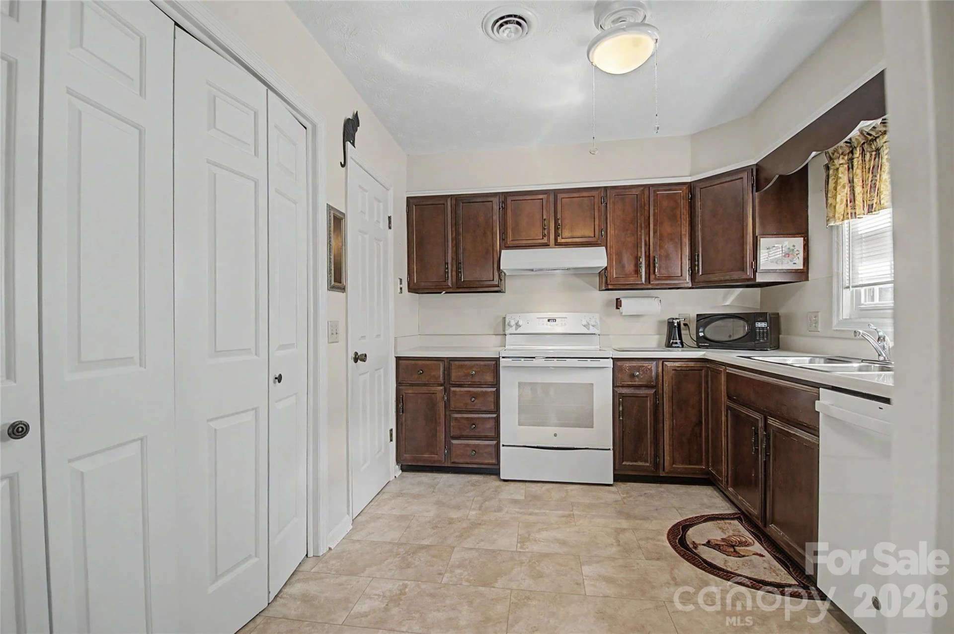 1765 Haywood Manor Road #D - Photo 13