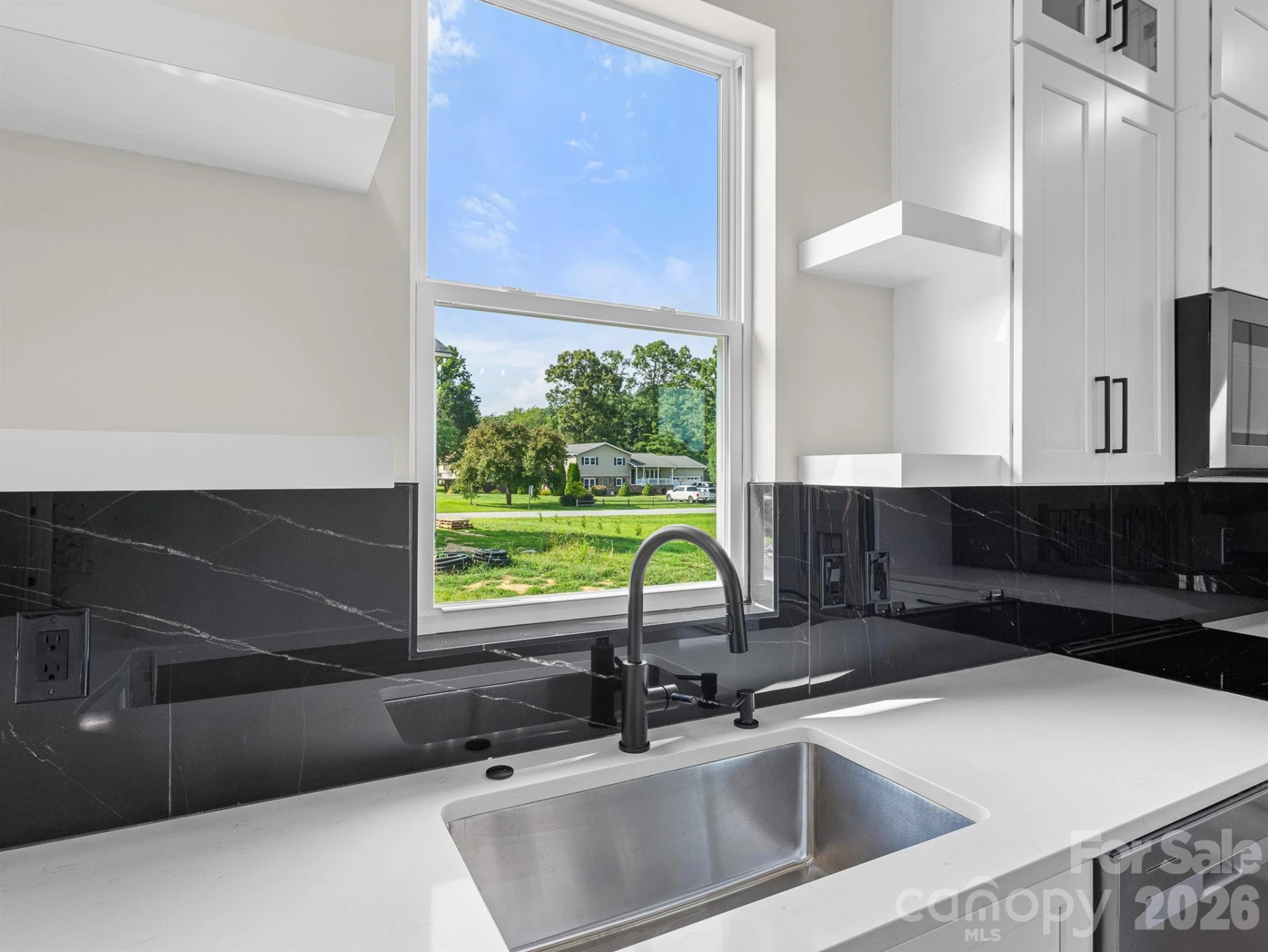 27 Klimovych Road - Photo 12