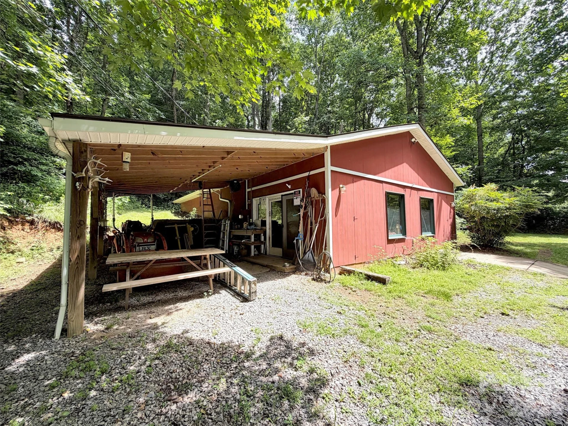 150 Sorghum Drive - Photo 35