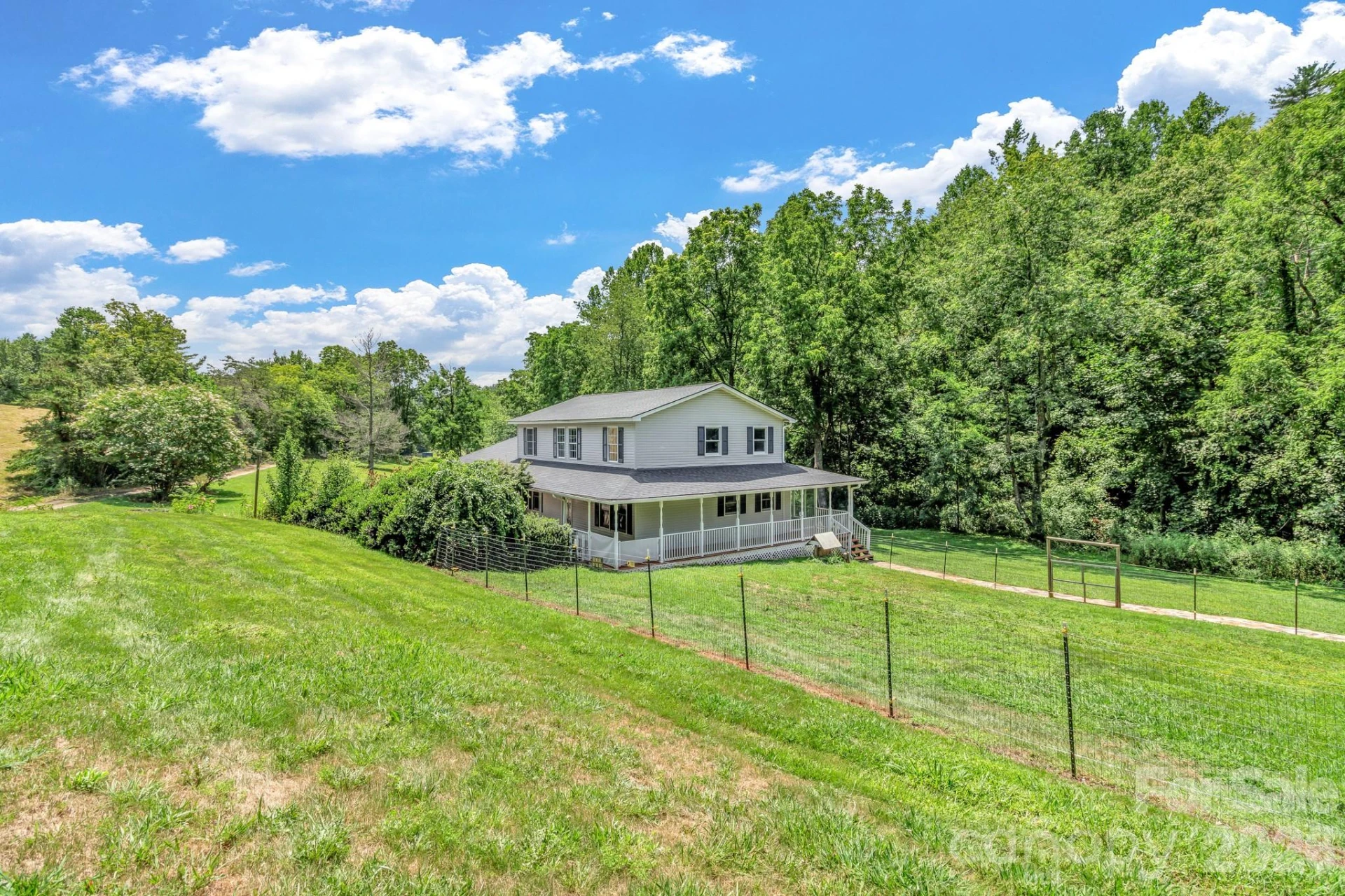 11 Aquarian Way - Photo 2