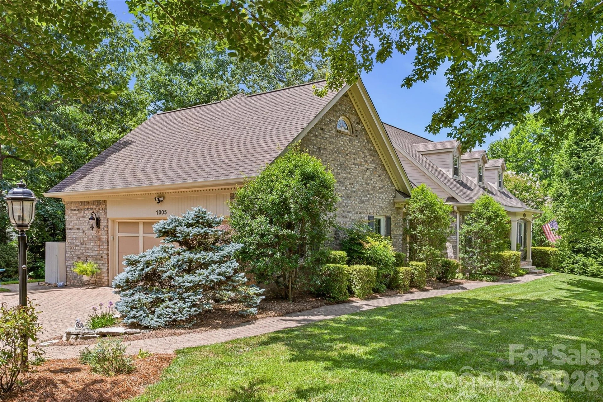 1005 Windsor Drive