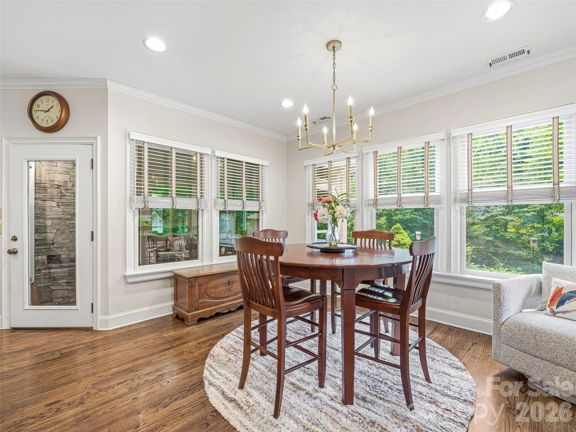 1005 Windsor Drive - Photo 15