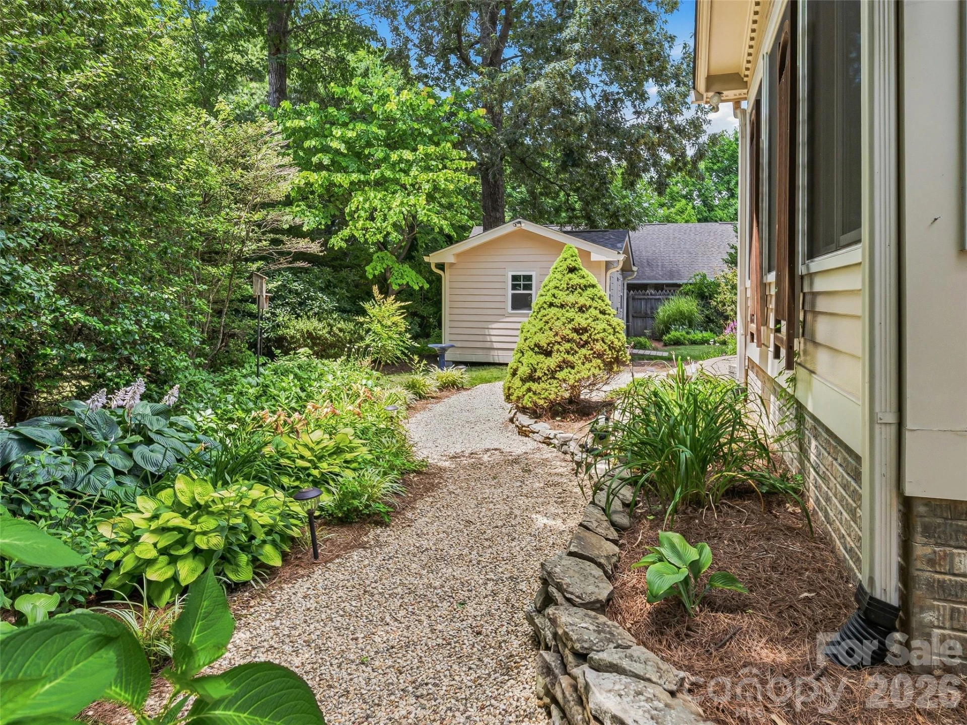 1005 Windsor Drive - Photo 38