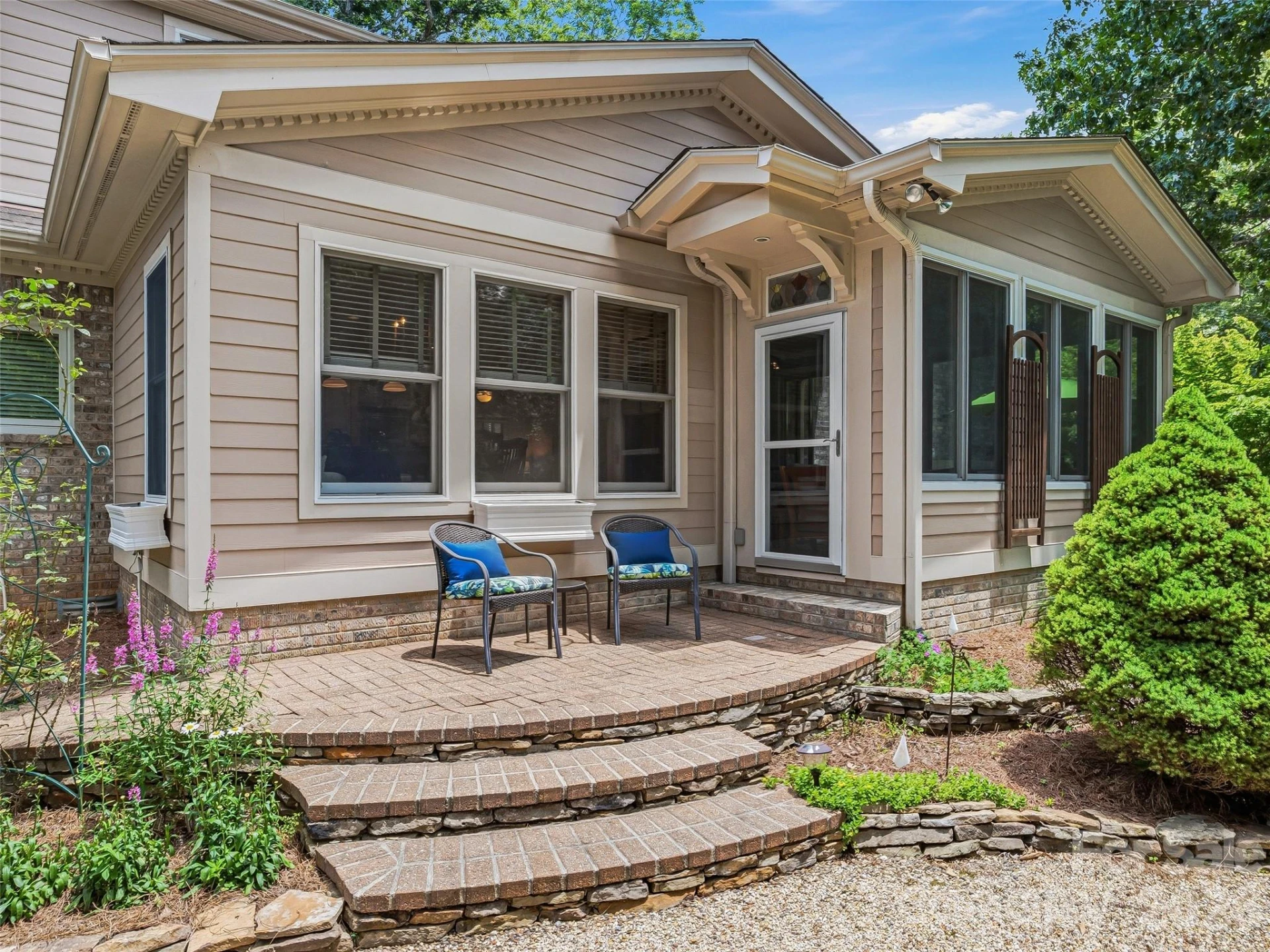 1005 Windsor Drive - Photo 39