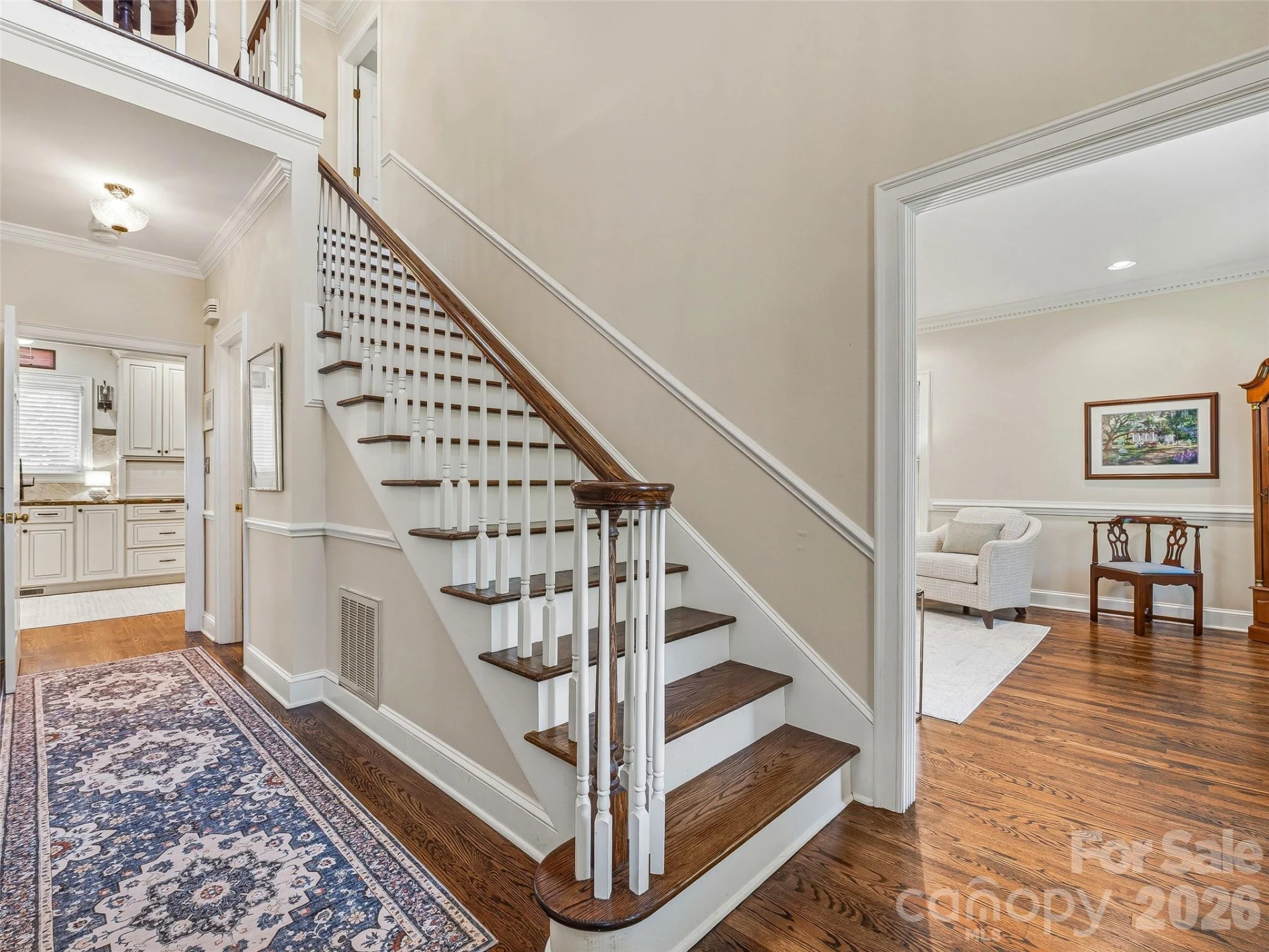 1005 Windsor Drive - Photo 6