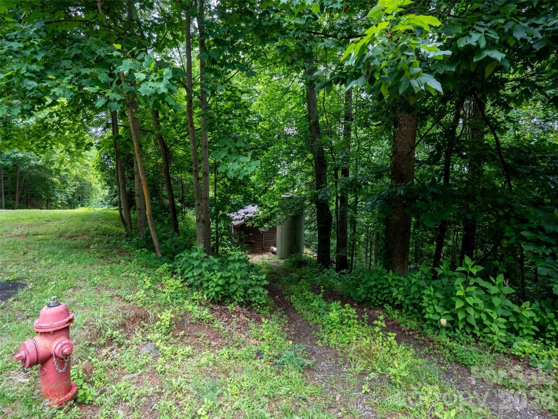 236 Nottingham Drive - Photo 4