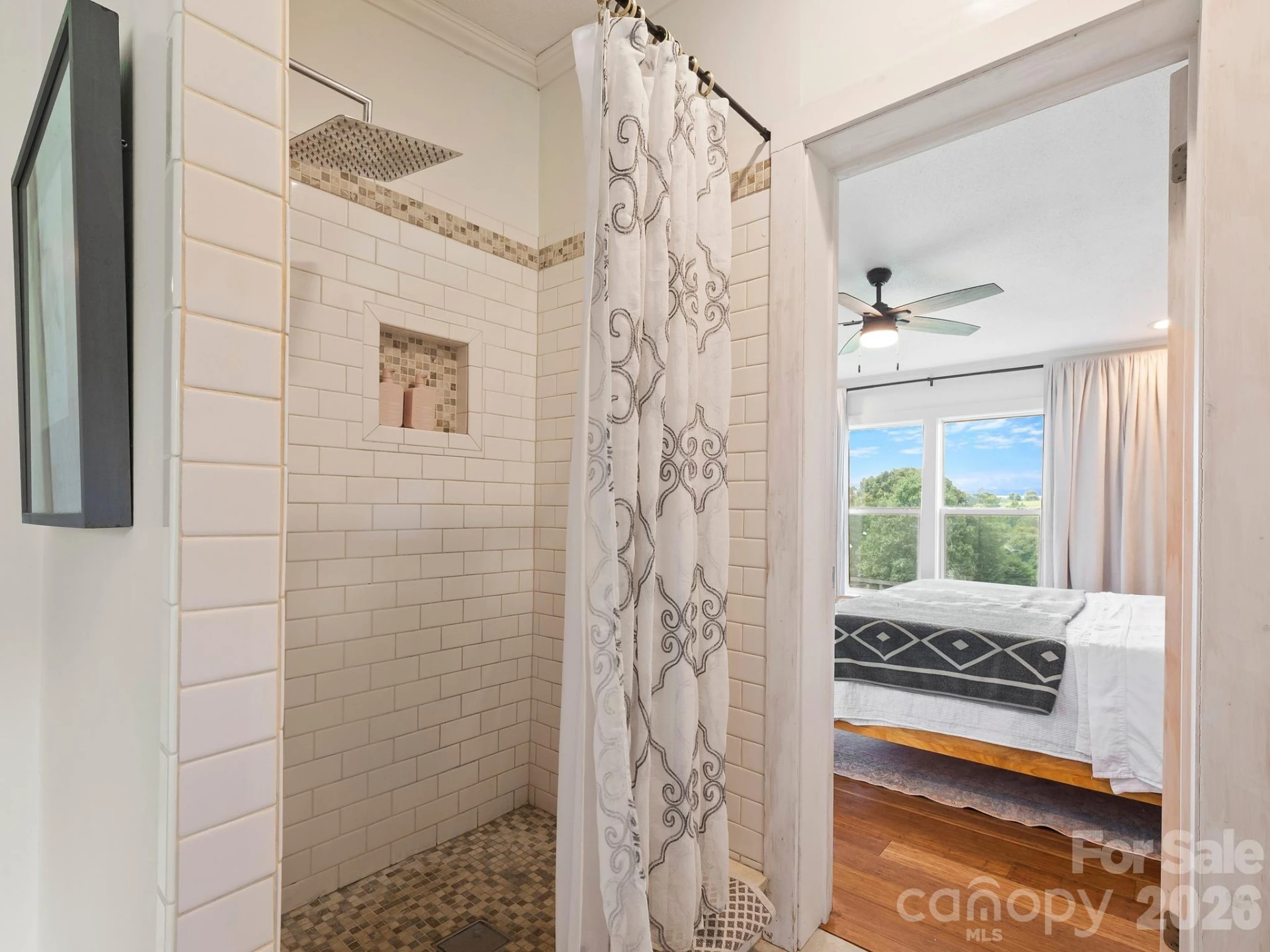 1541 Sandy Springs Road - Photo 17