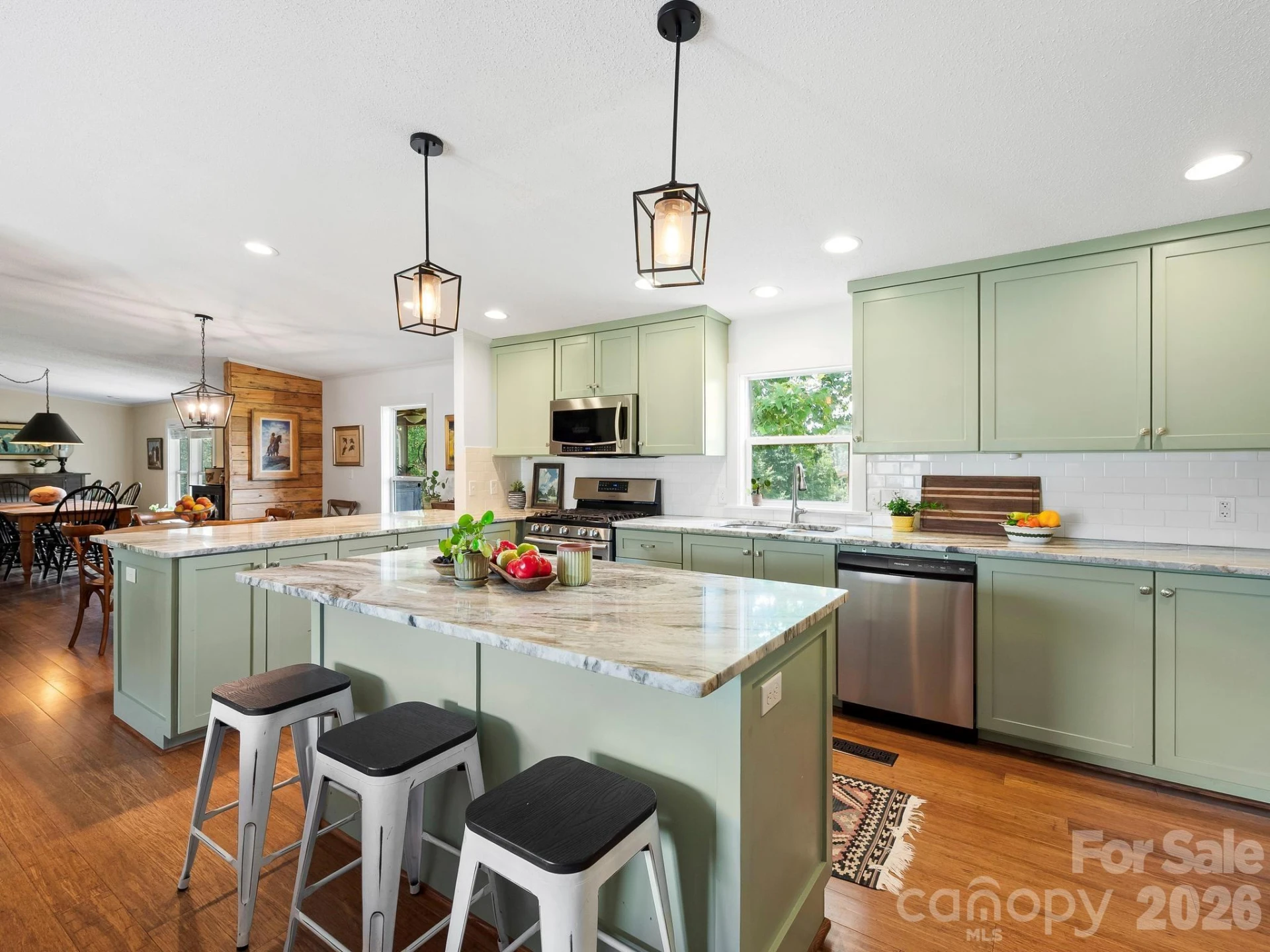 1541 Sandy Springs Road - Photo 23