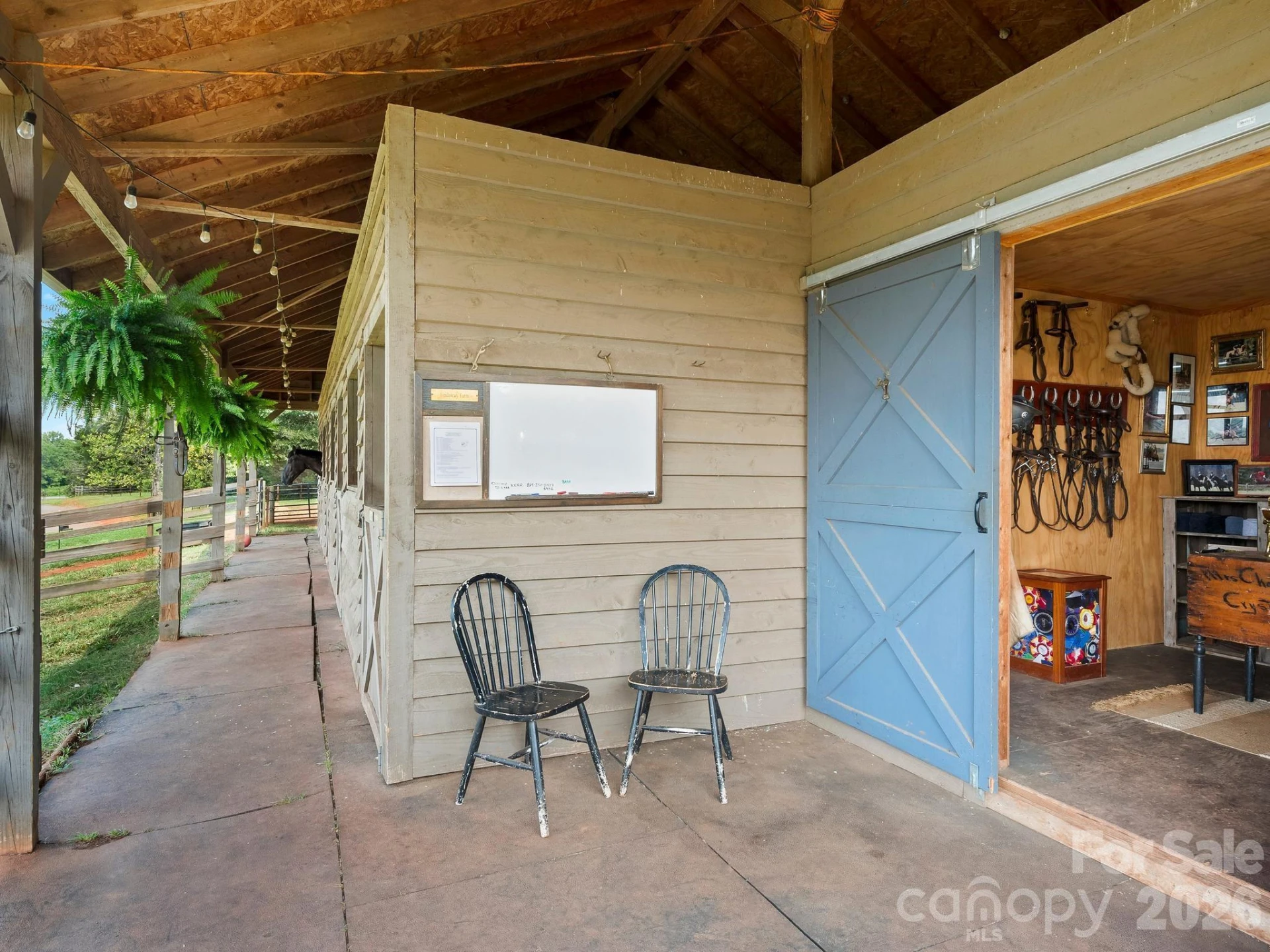 1541 Sandy Springs Road - Photo 30