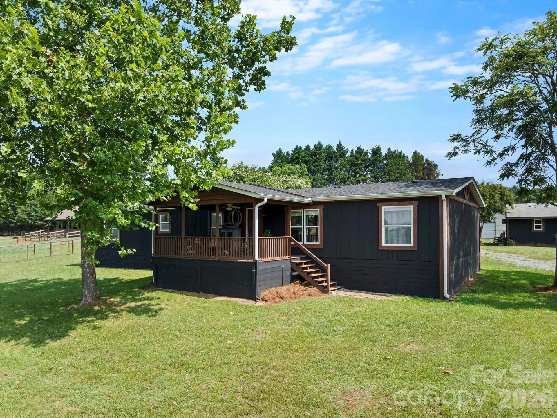 1541 Sandy Springs Road - Photo 41