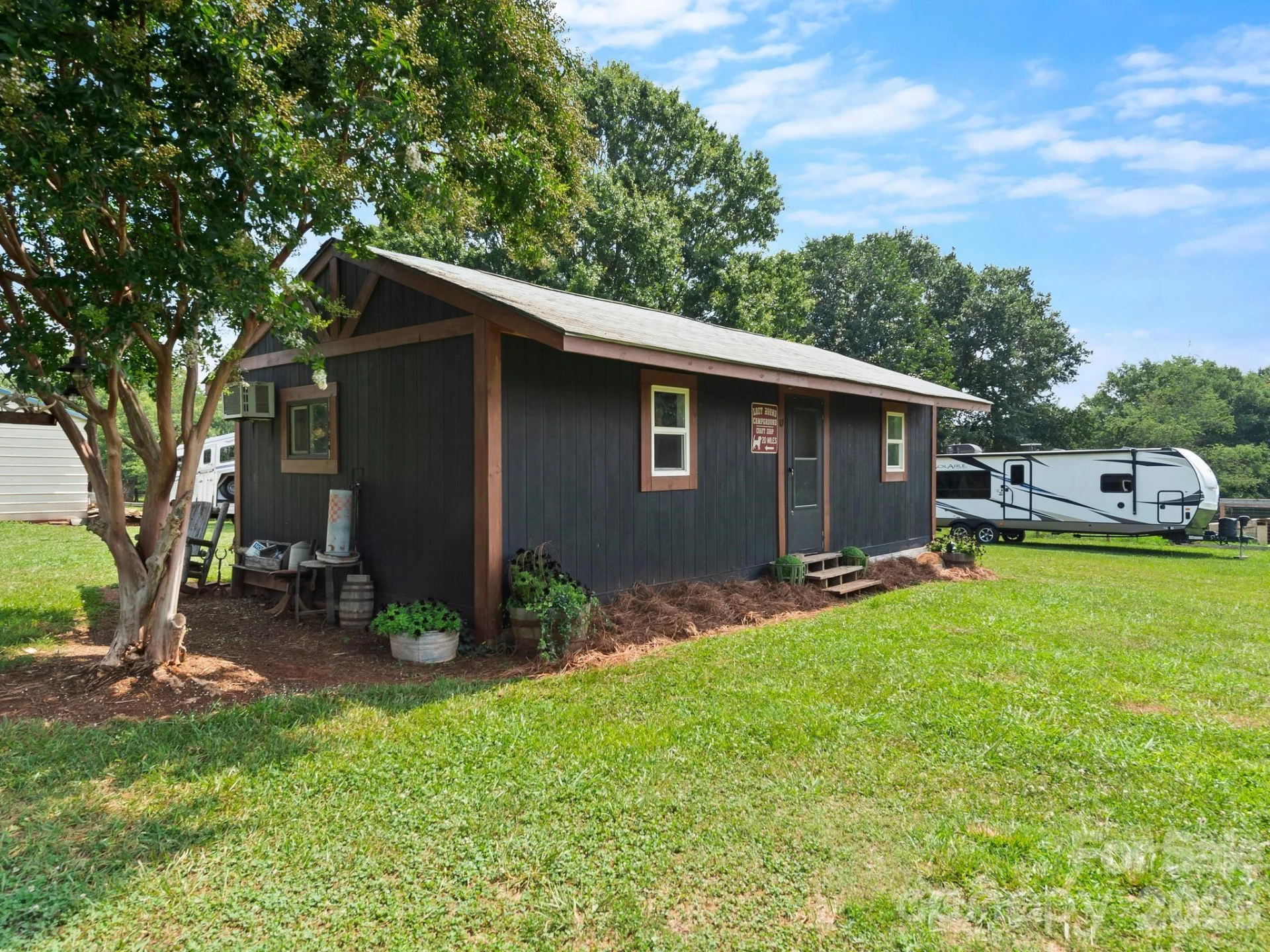 1541 Sandy Springs Road - Photo 10