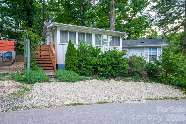 24 Rhododendron Drive
