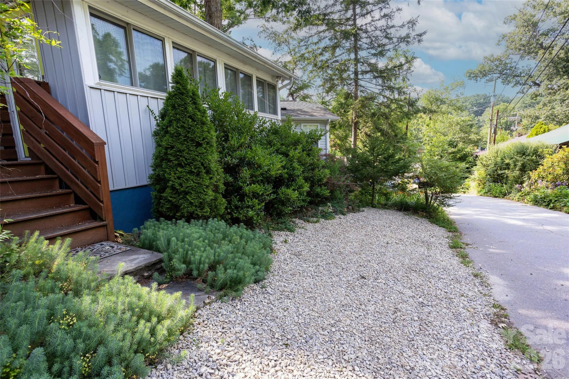 24 Rhododendron Drive - Photo 2