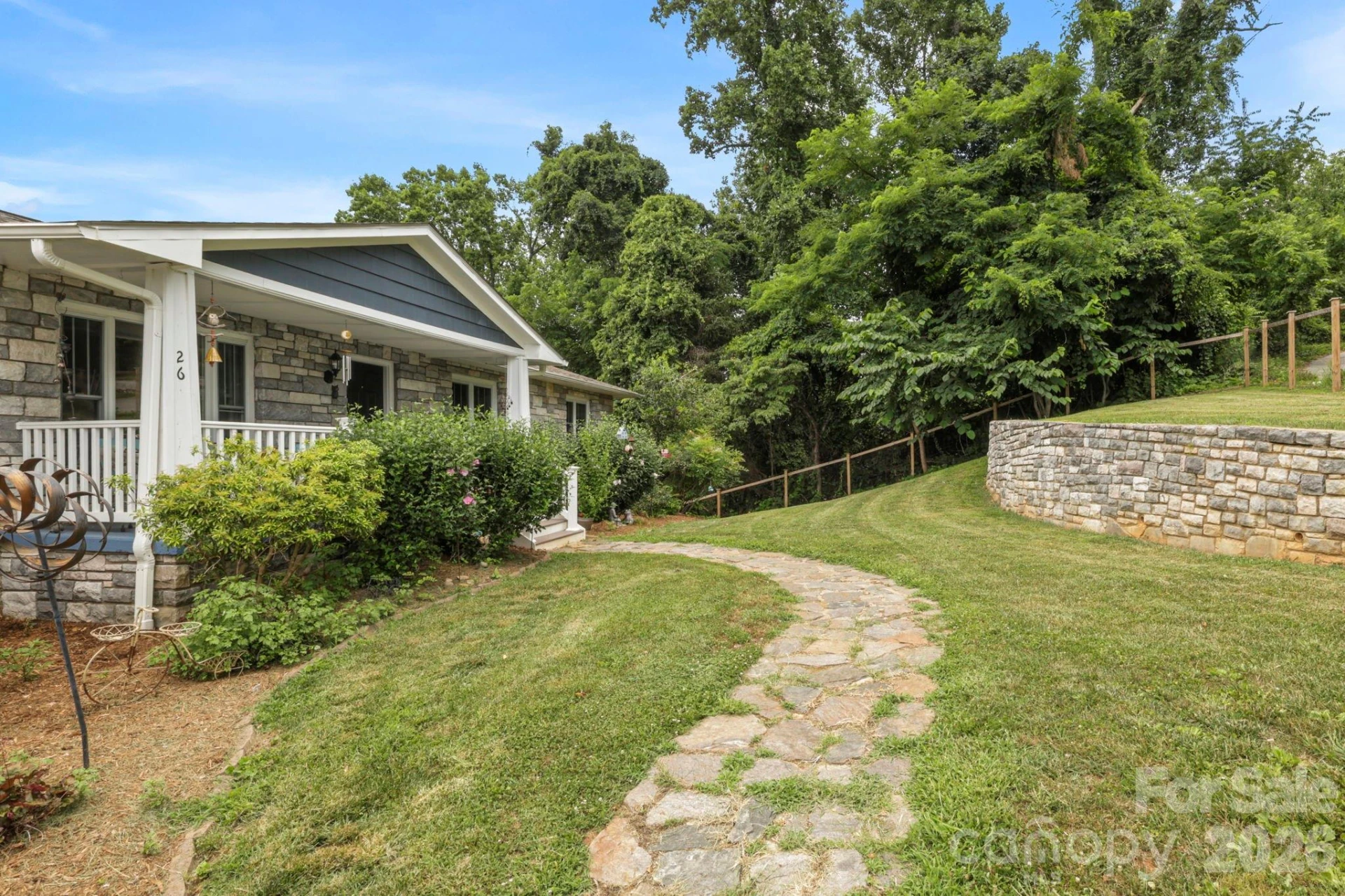 26 Crestwood Drive - Photo 4