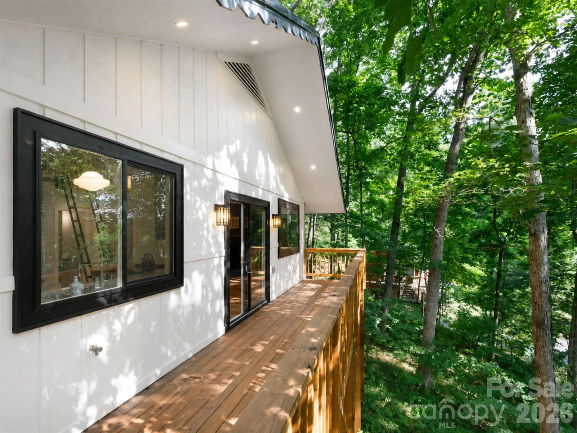 17 Woodhaven Place - Photo 2