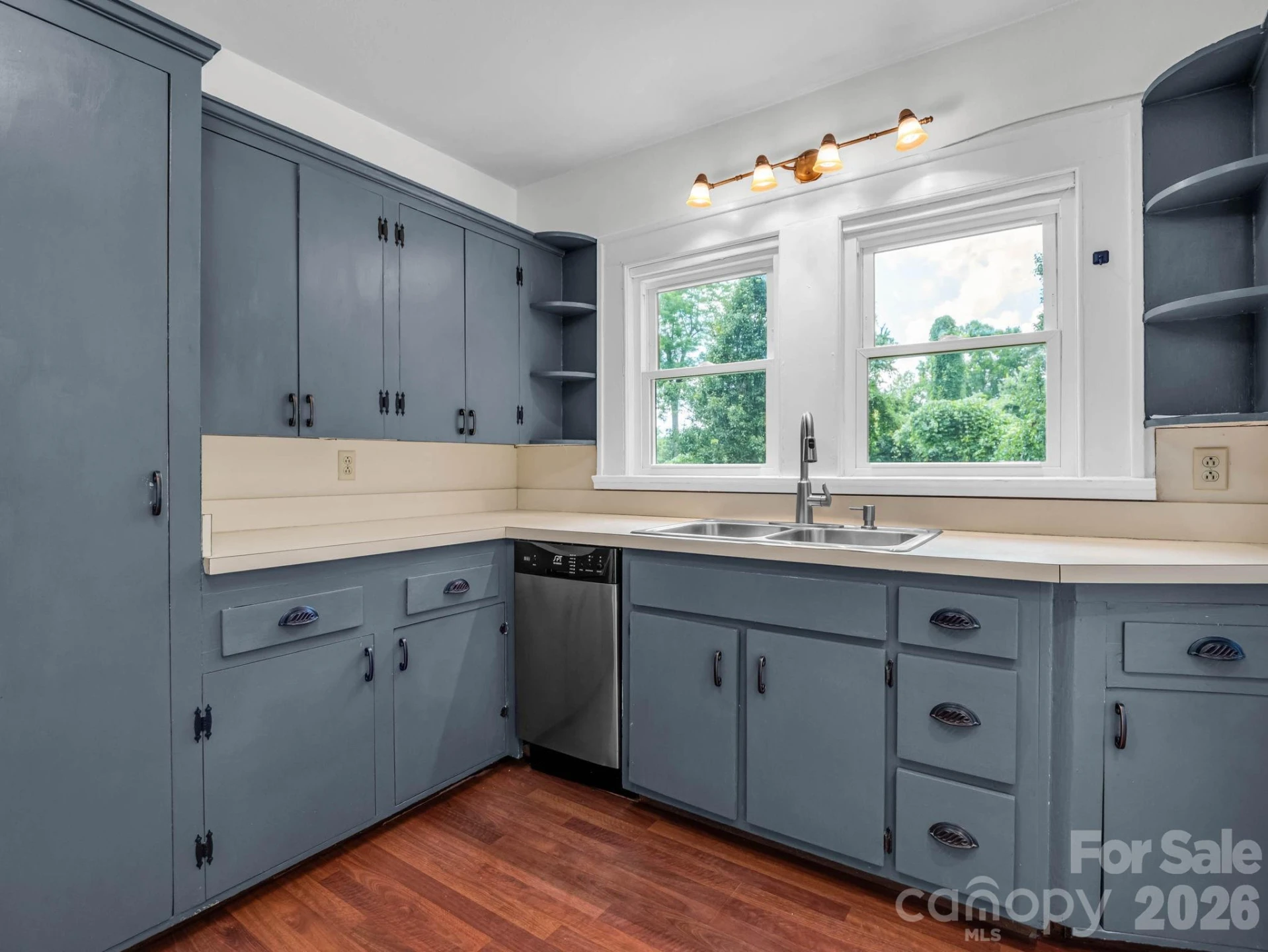 555 State Street - Photo 18