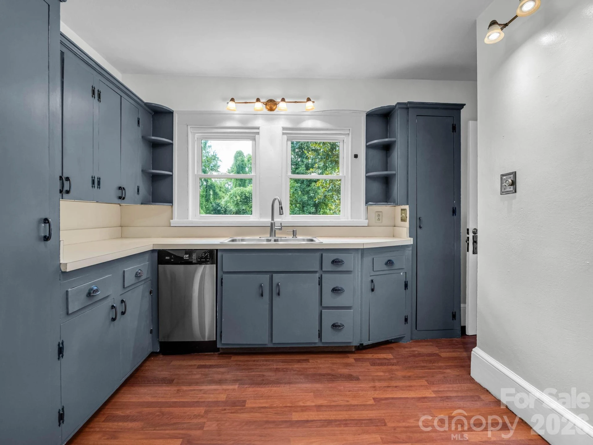 555 State Street - Photo 19