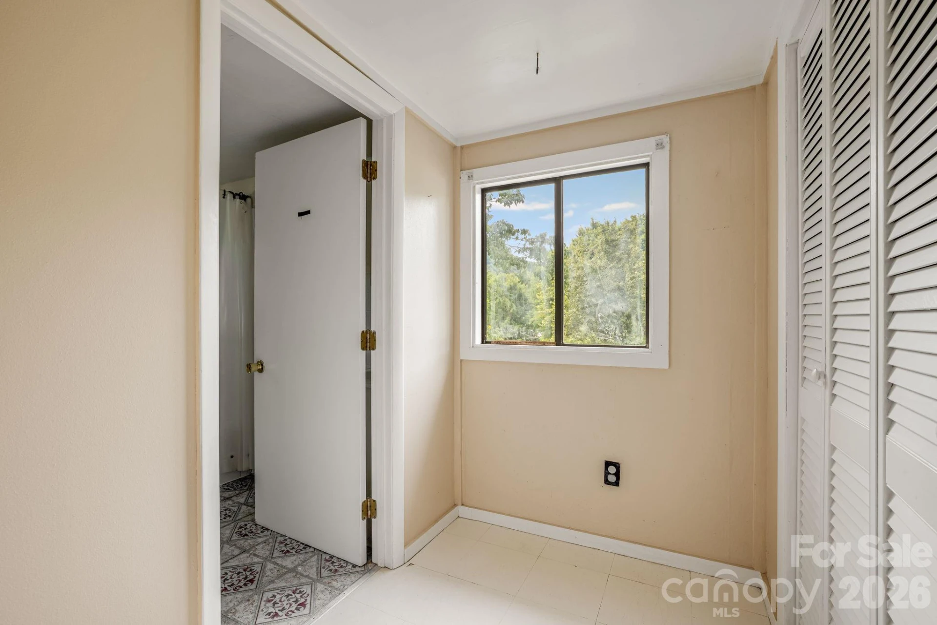 82 Hill Street - Photo 14