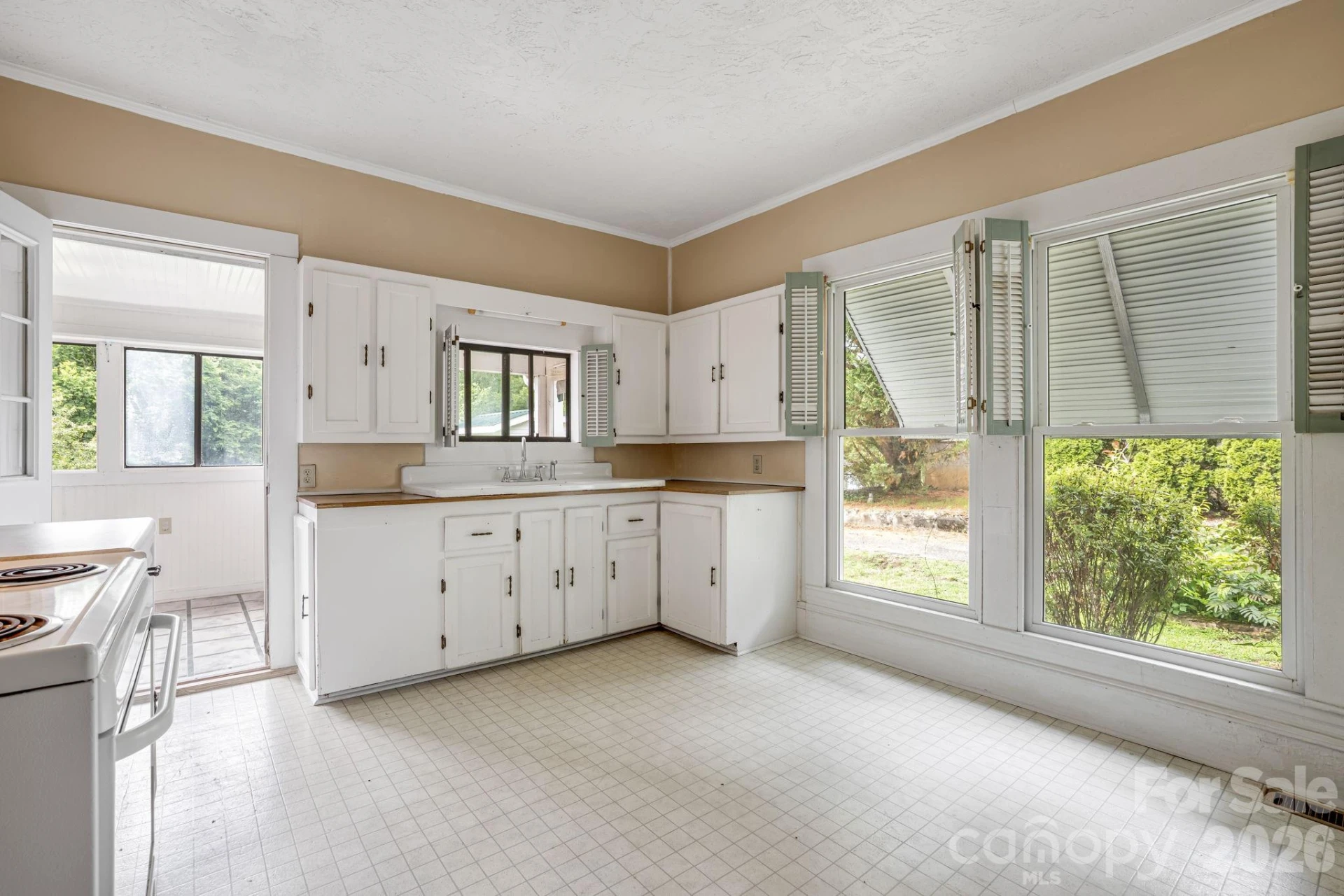 82 Hill Street - Photo 15
