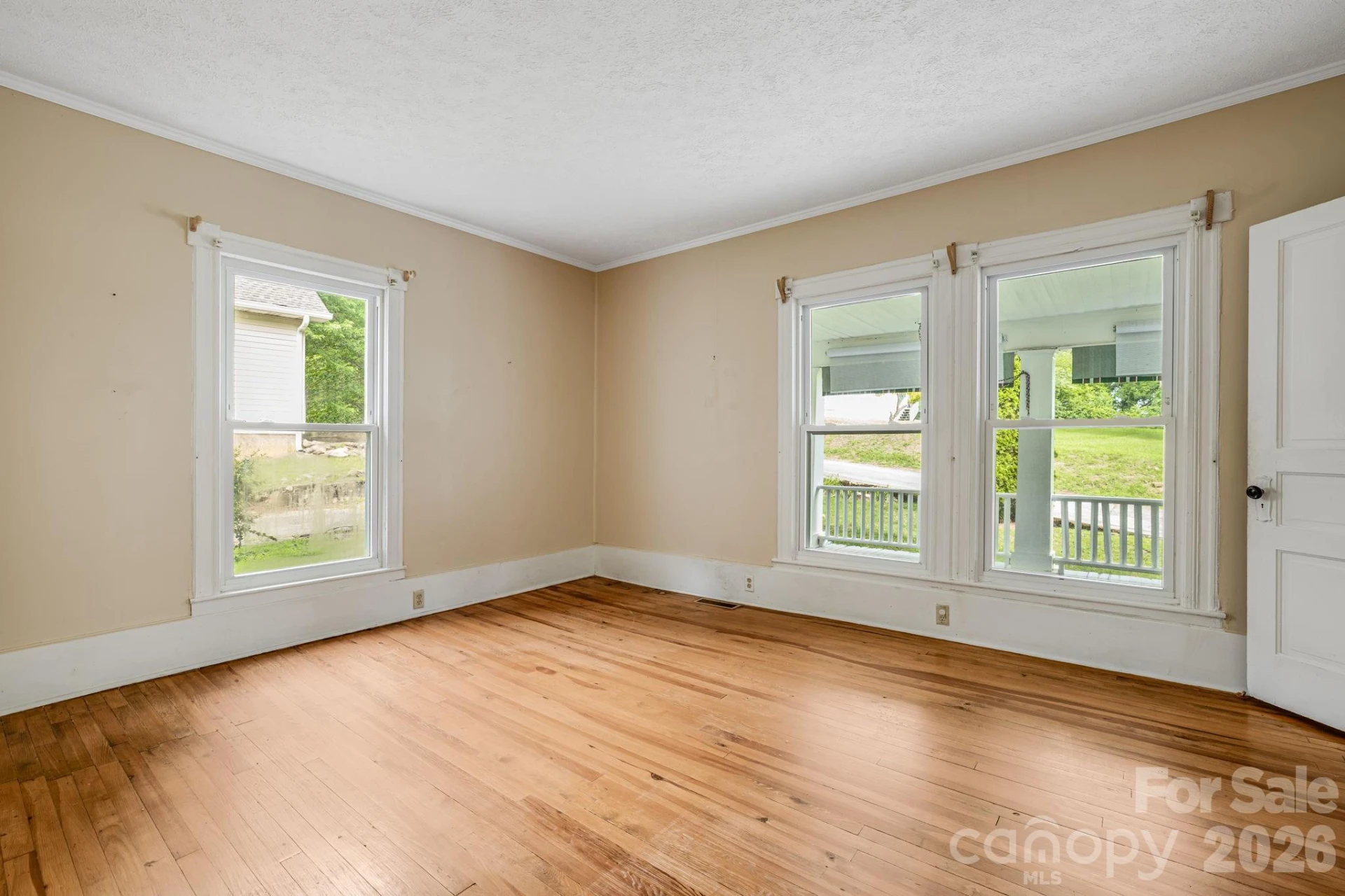 82 Hill Street - Photo 18