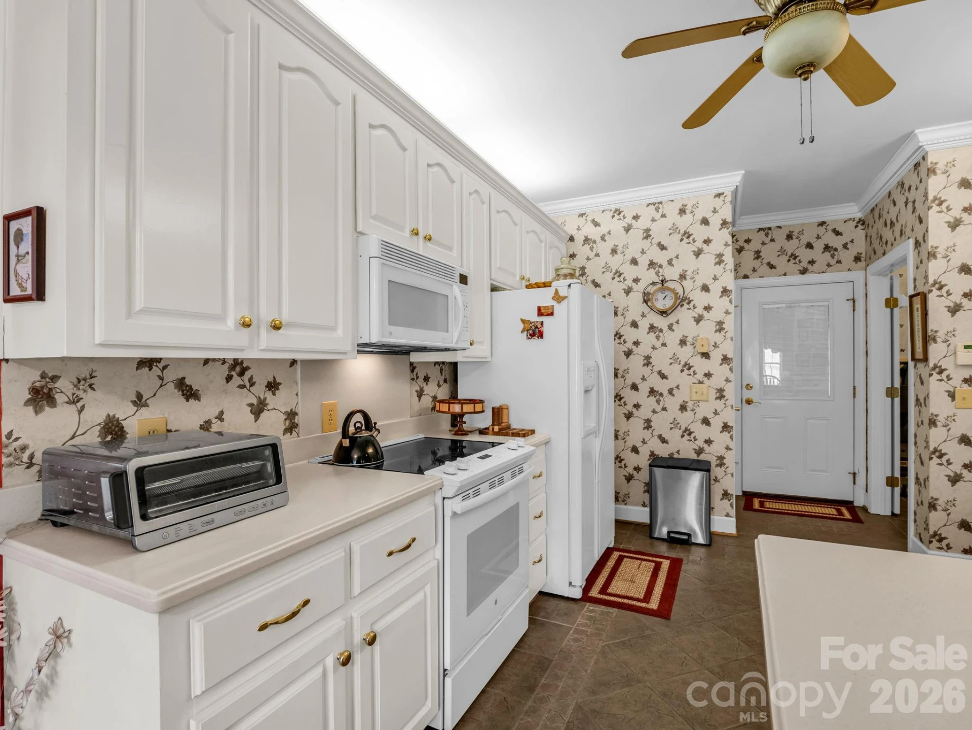 343 Countryside Drive - Photo 15