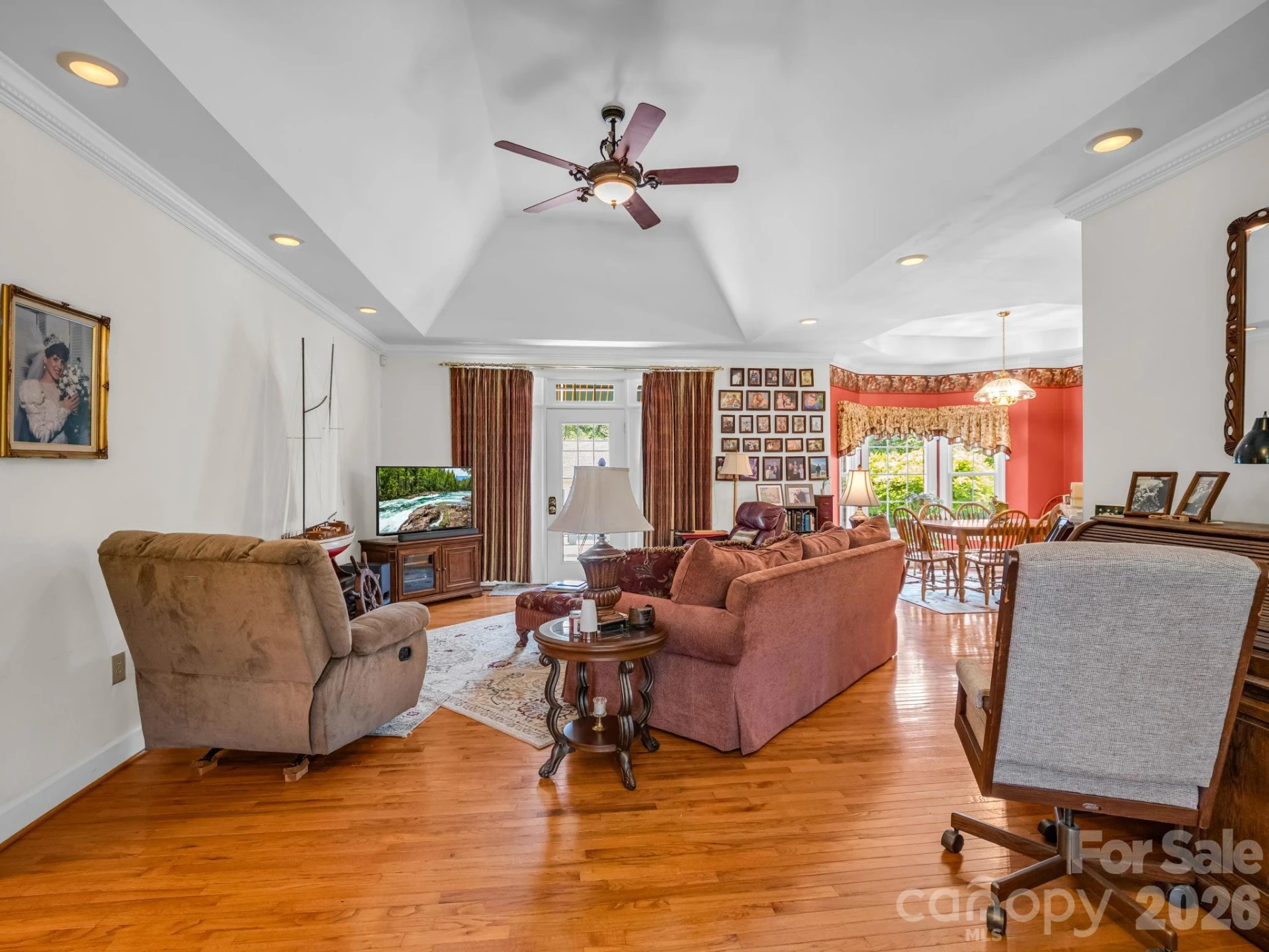 343 Countryside Drive - Photo 7