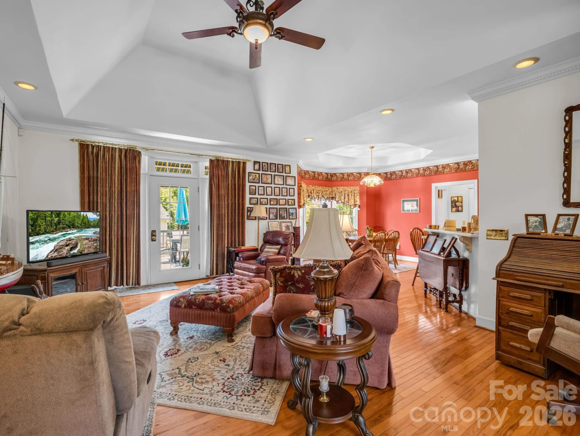 343 Countryside Drive - Photo 8