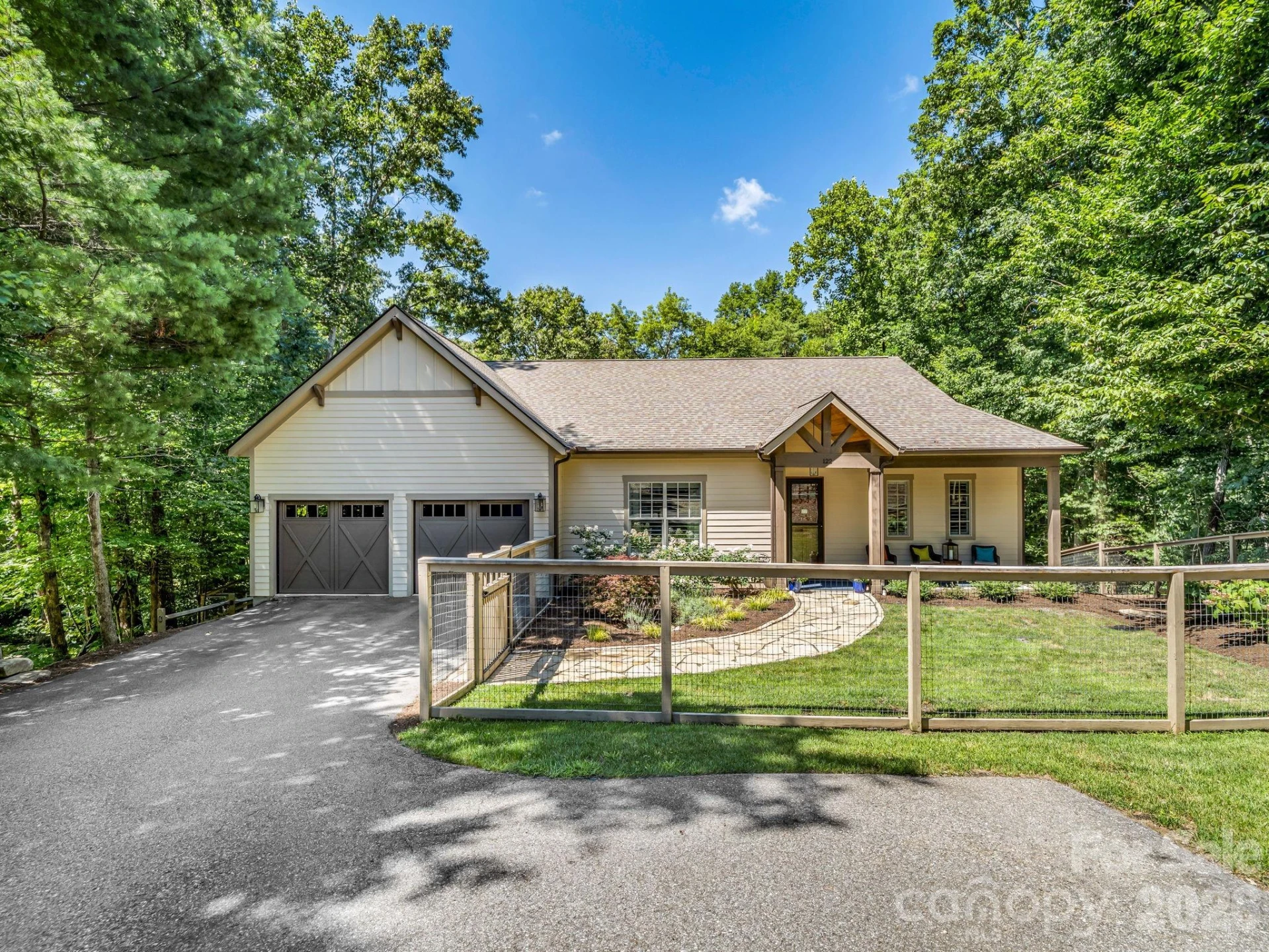 122 Cisco Road - Photo 3