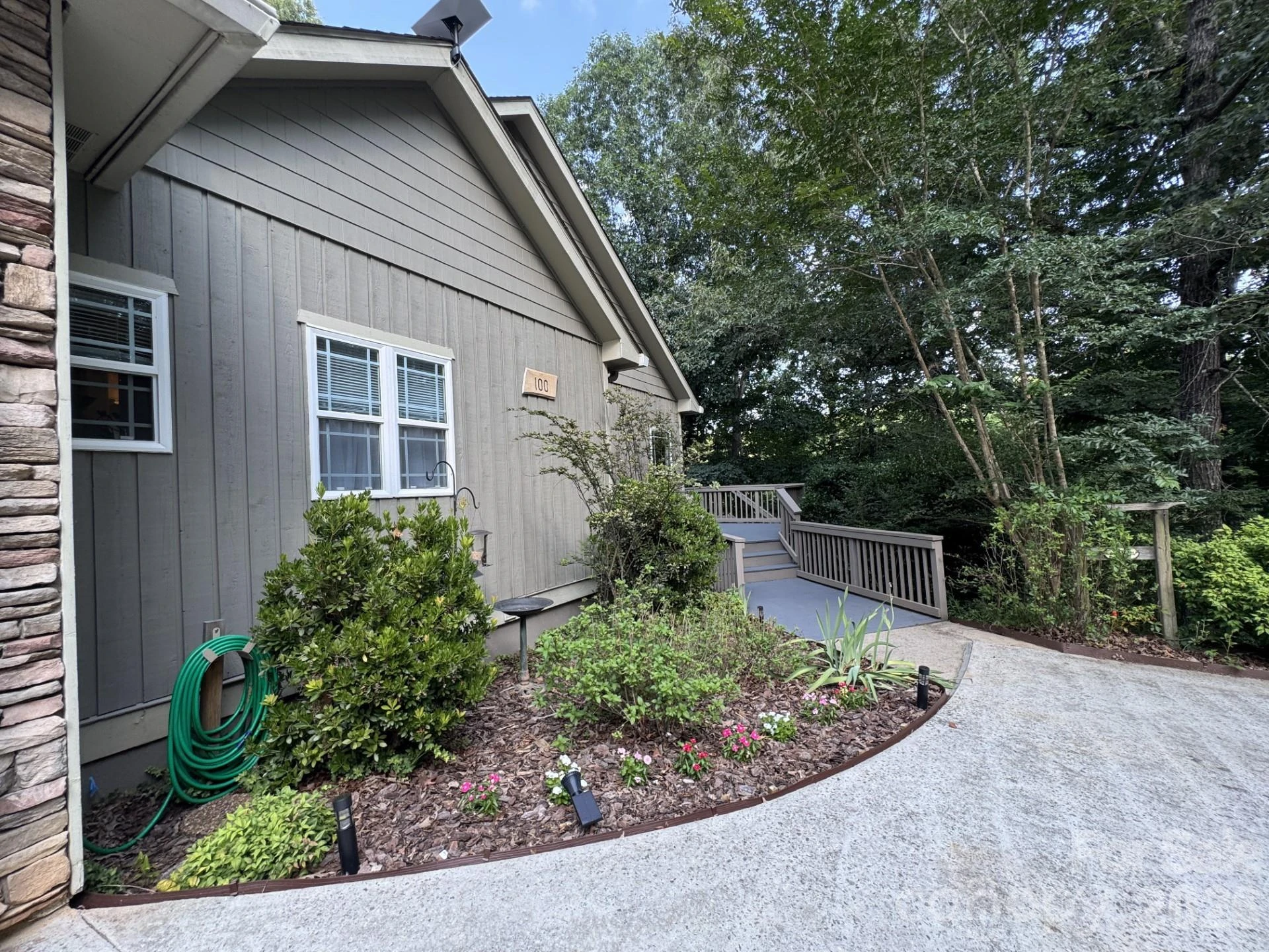 100 Hannah Drive - Photo 5