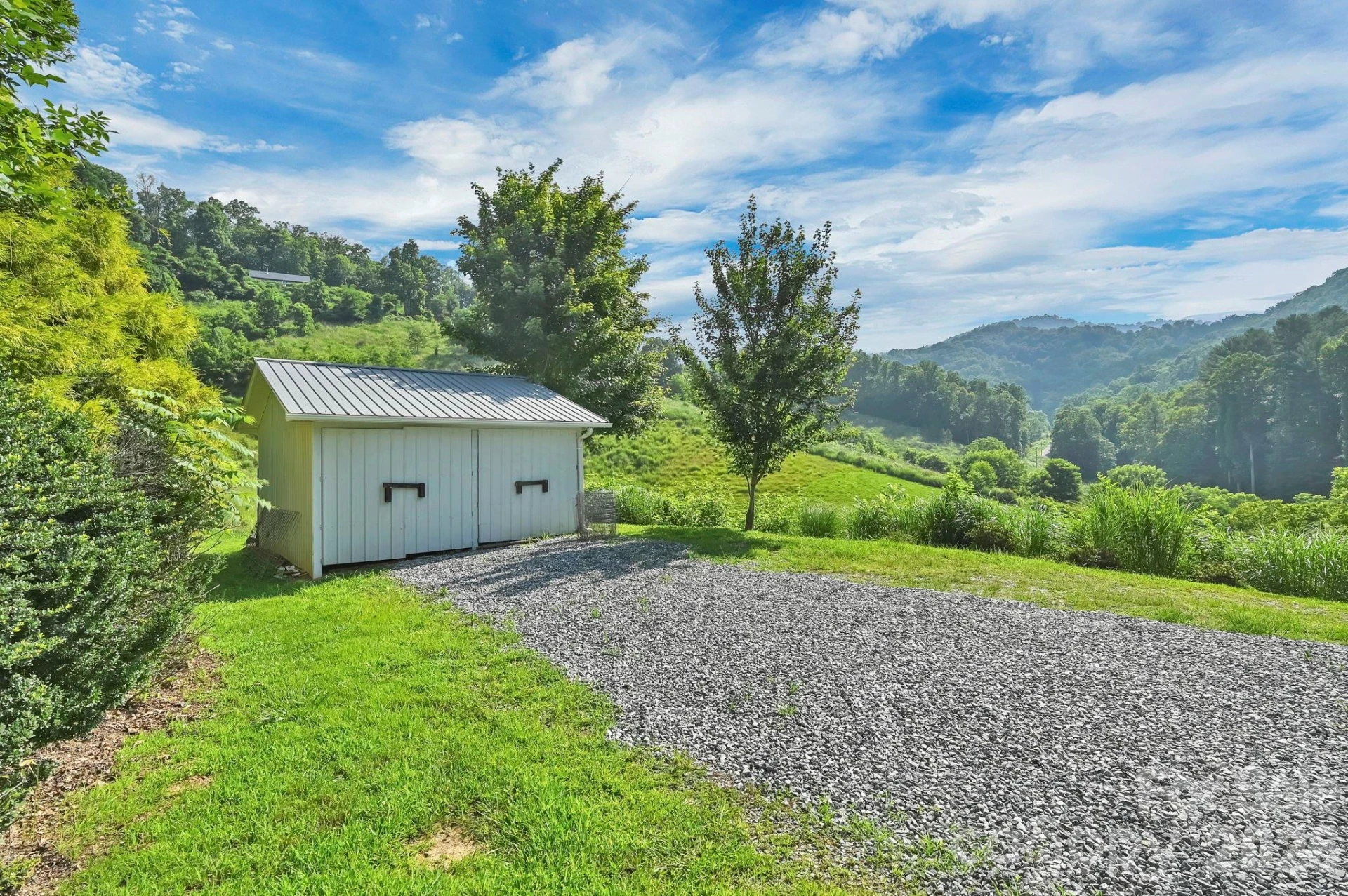 553 Morgan Branch Road - Photo 38