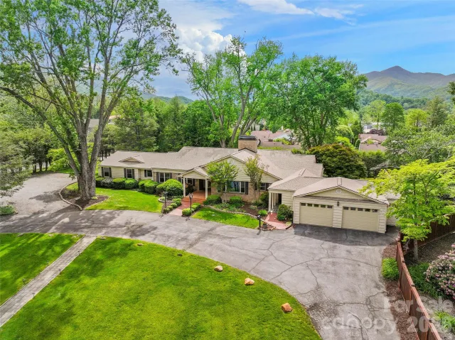 142 Country Club Drive, Waynesville, NC, 28786