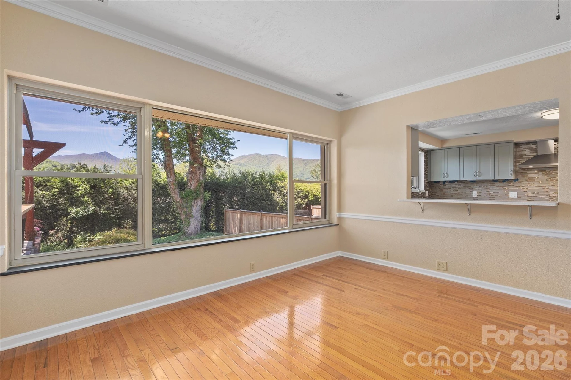 142 Country Club Drive - Photo 15