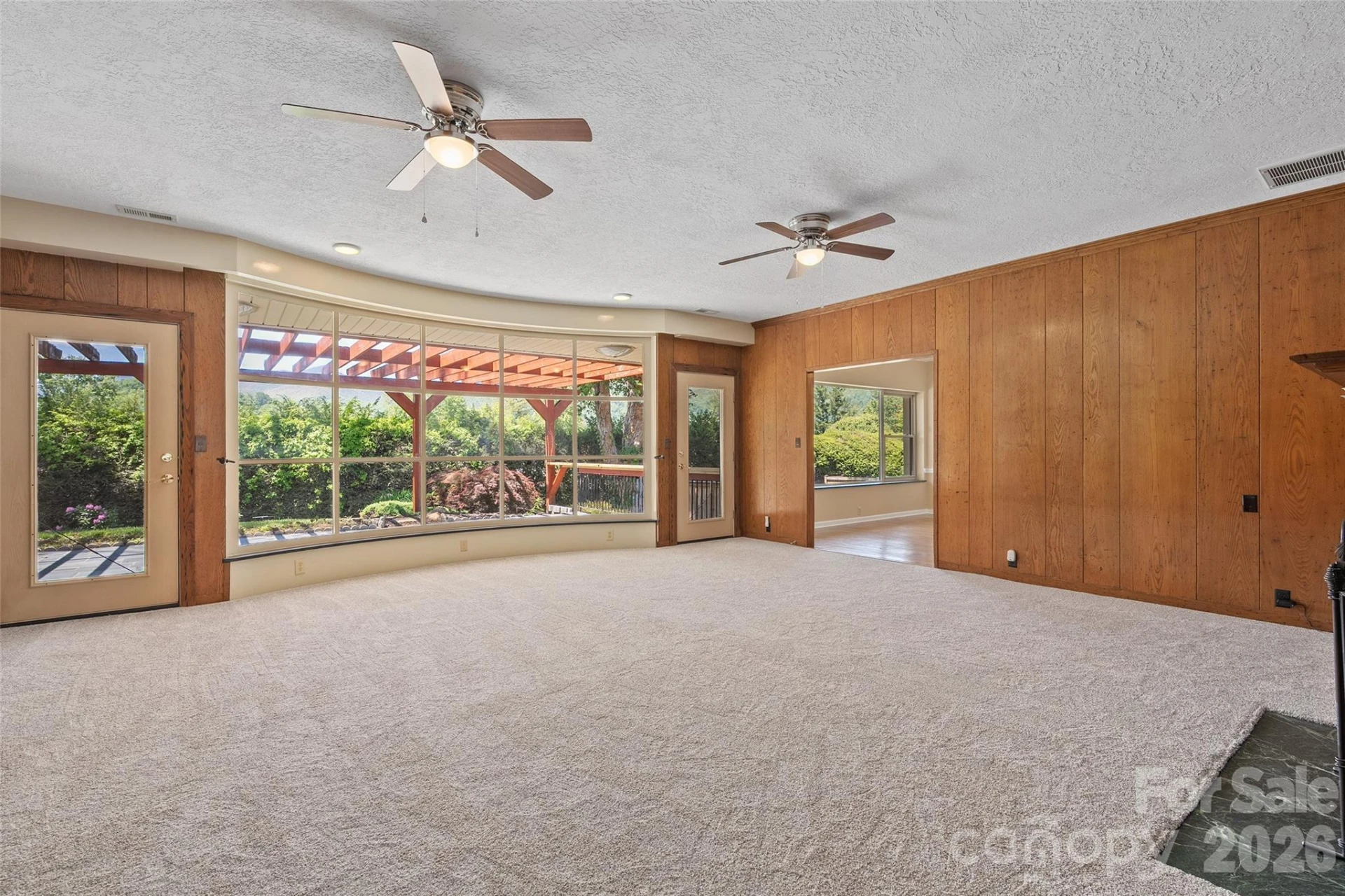 142 Country Club Drive - Photo 26