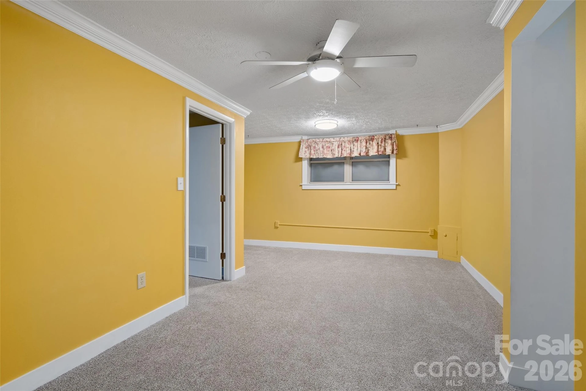 142 Country Club Drive - Photo 41