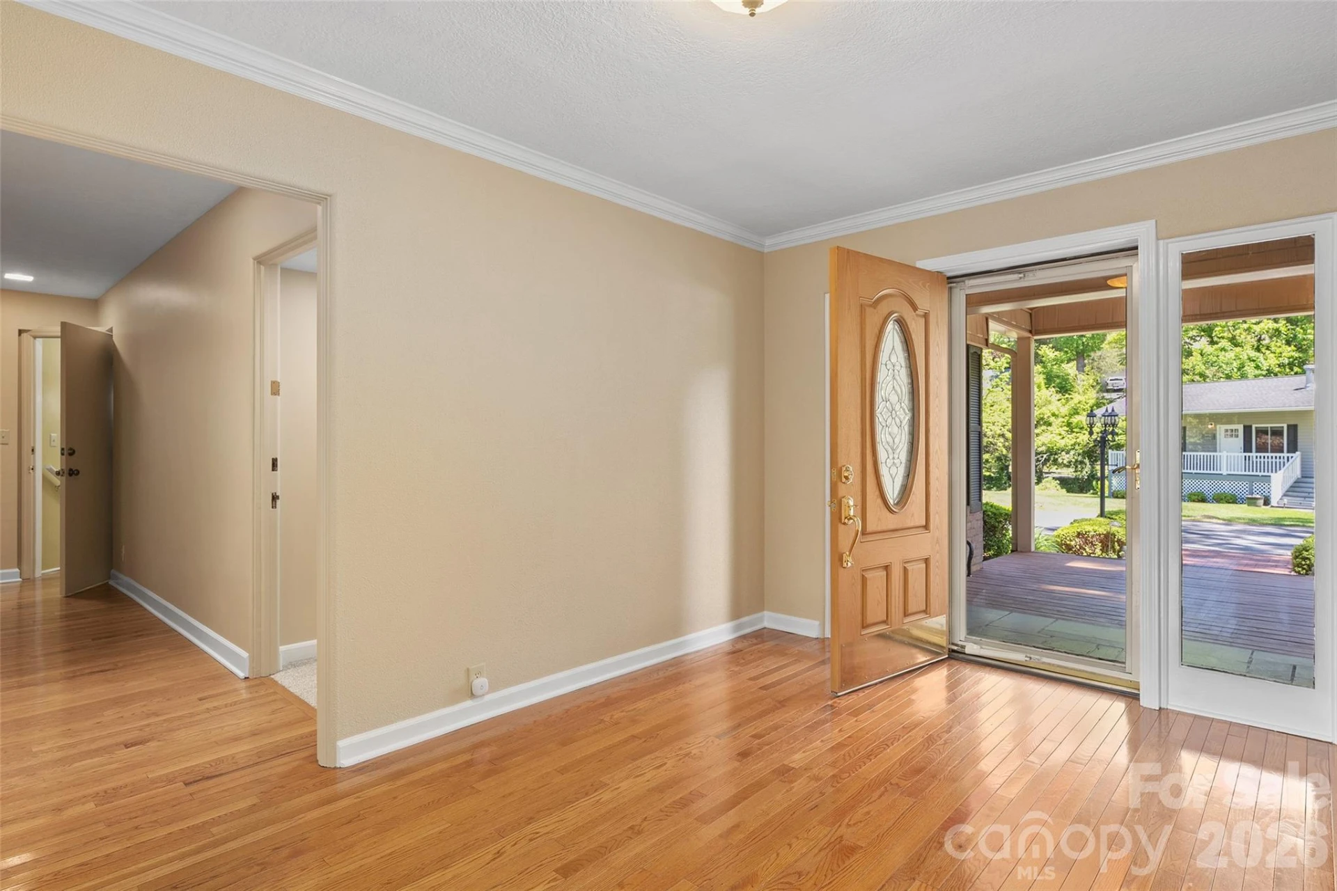 142 Country Club Drive - Photo 47