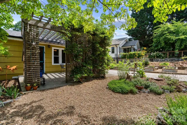 321 Sulphur Springs Road