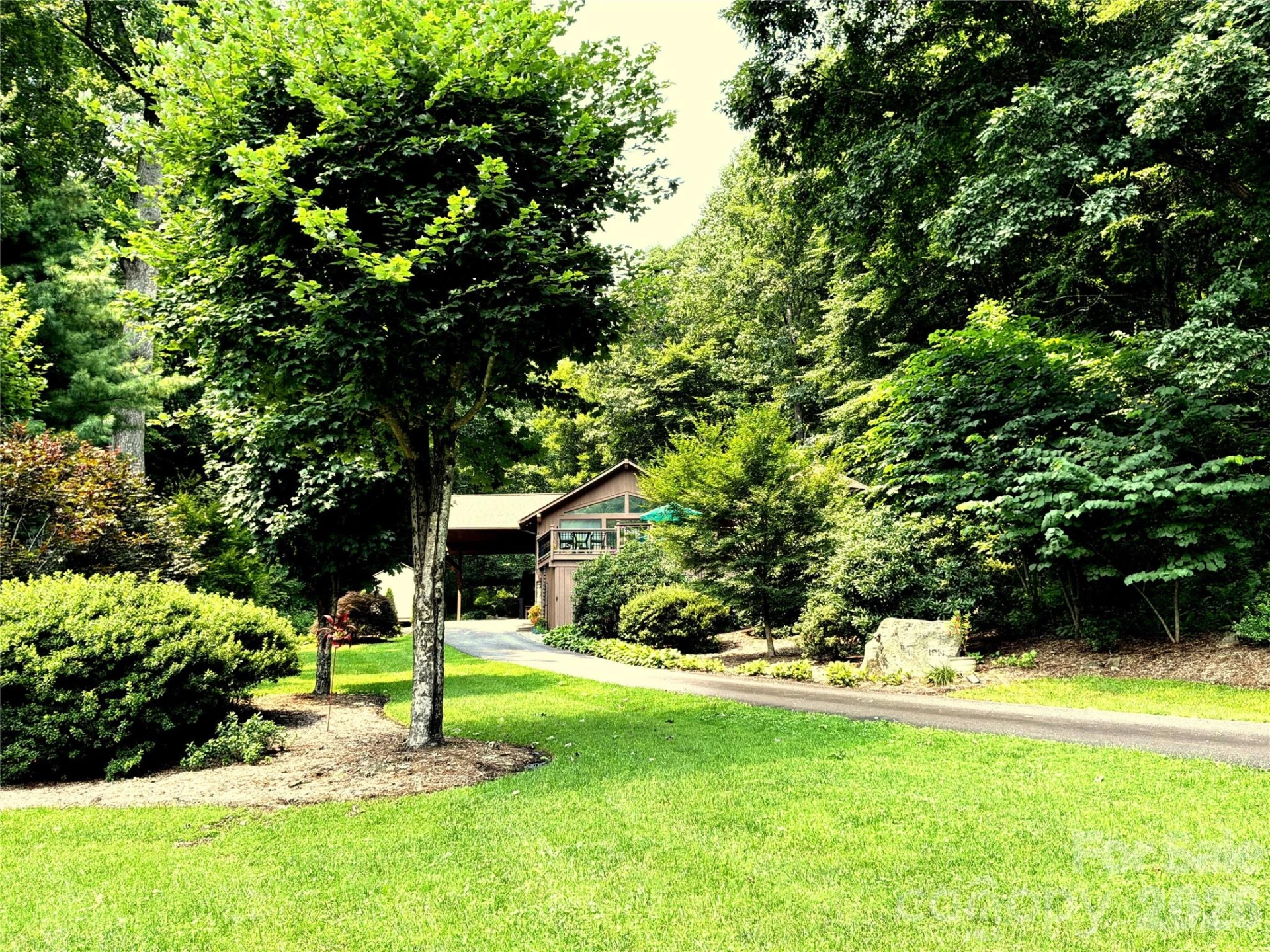 4 Timbersong Drive