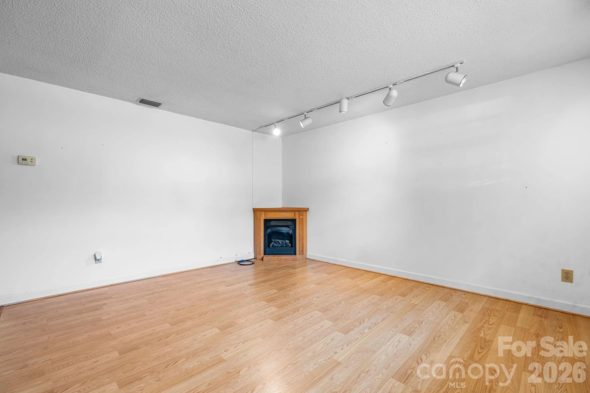 75 Laurelwood Drive #97 - Photo 4