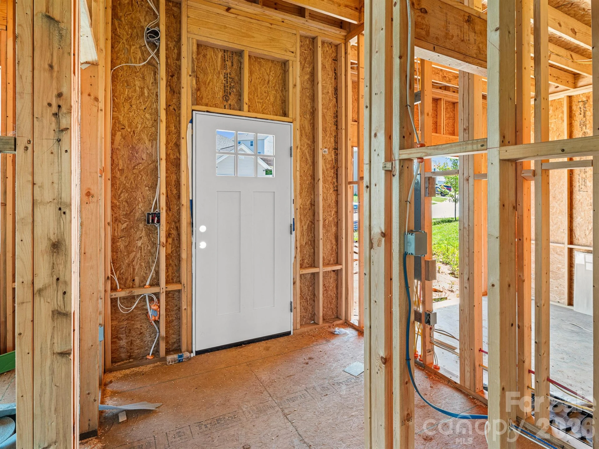 914 Newport Court - Photo 18
