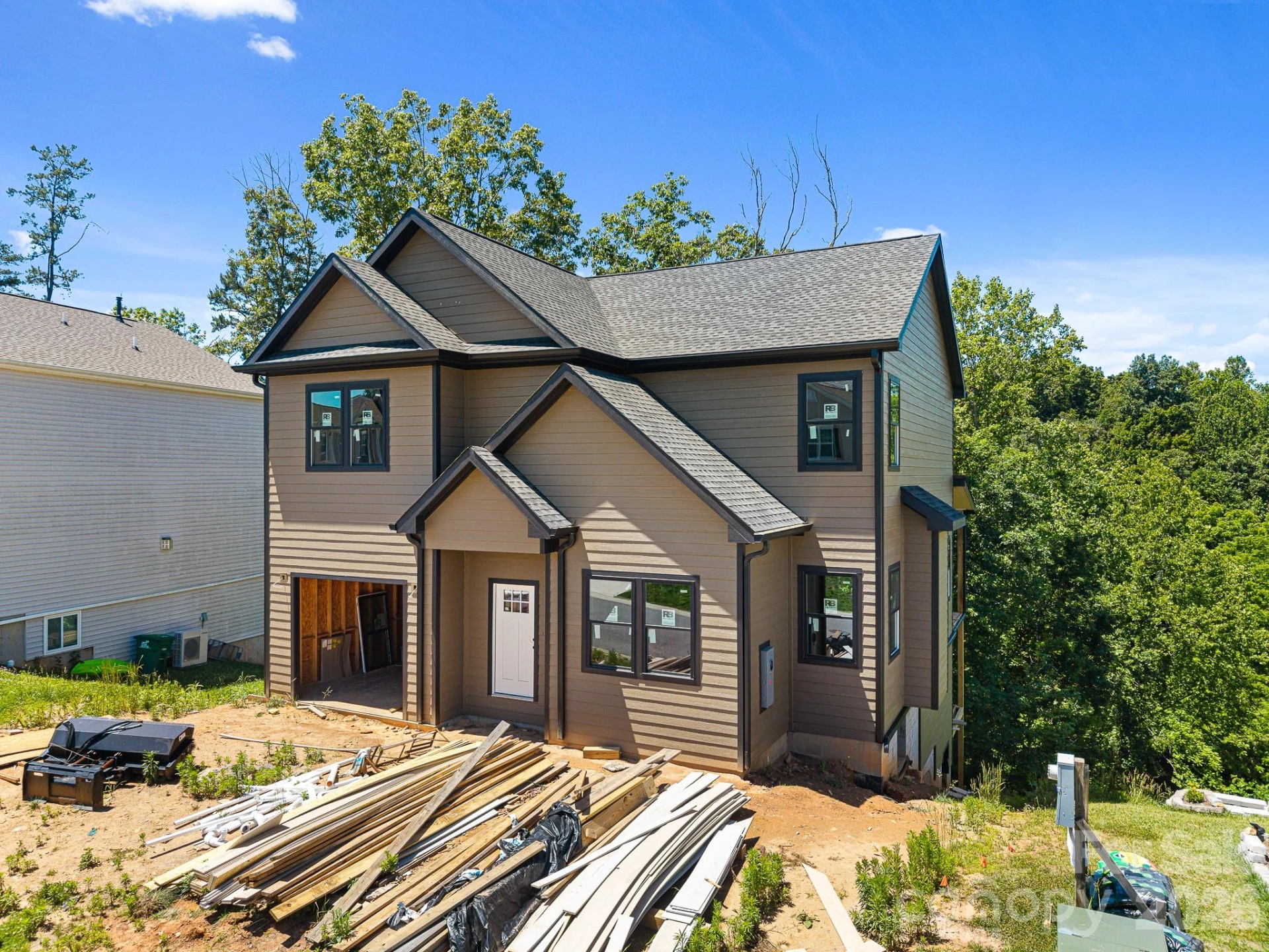 914 Newport Court - Photo 3