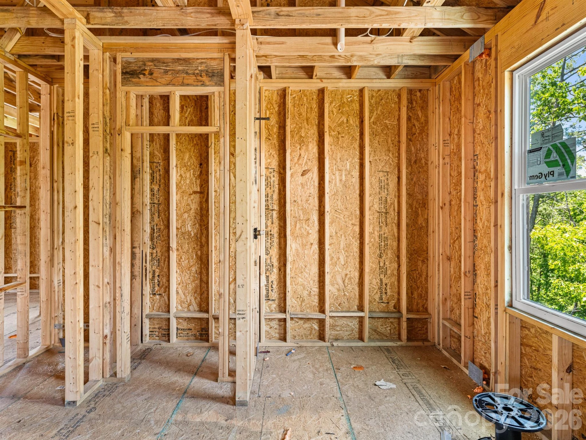 914 Newport Court - Photo 26
