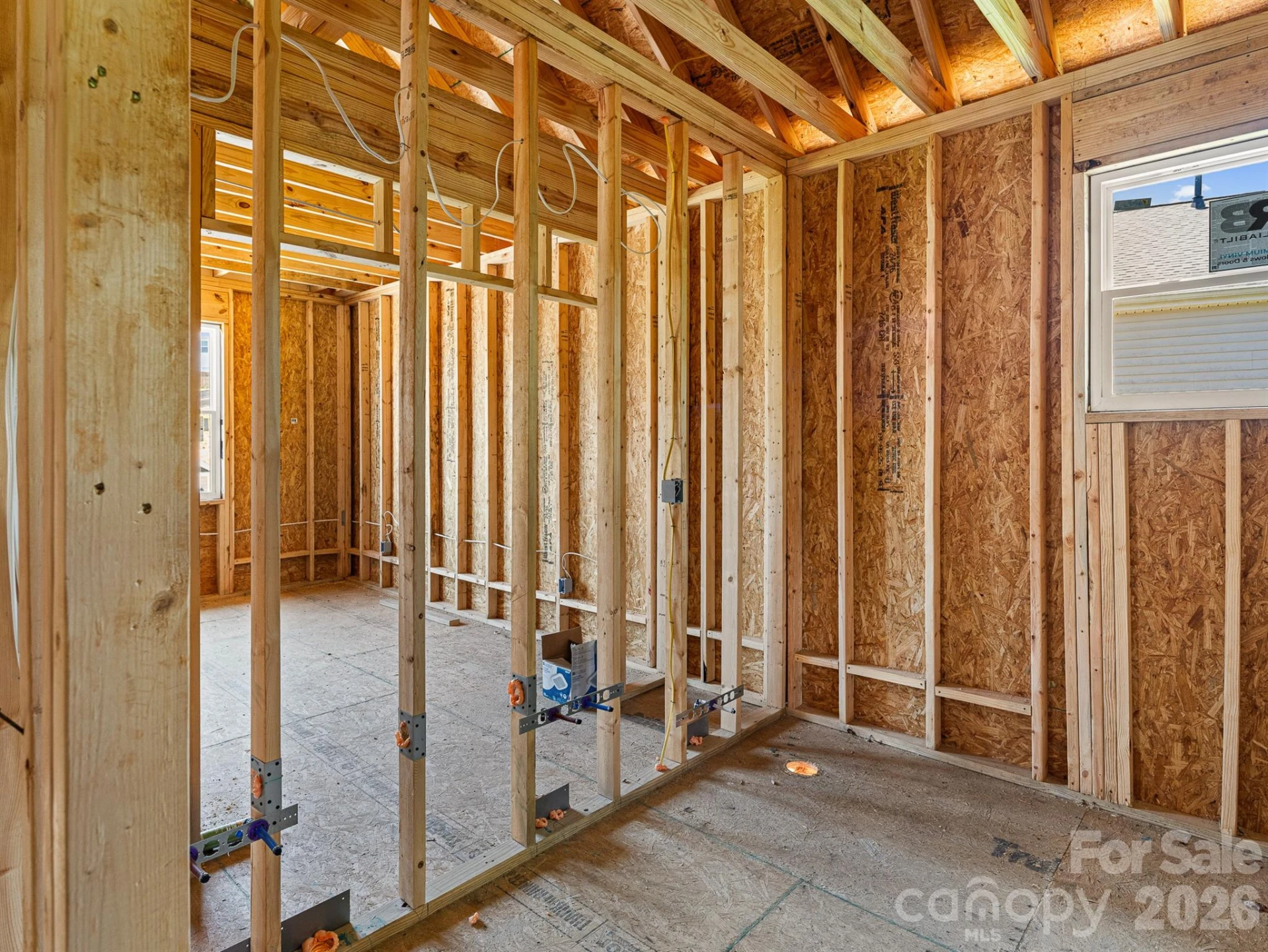 914 Newport Court - Photo 28