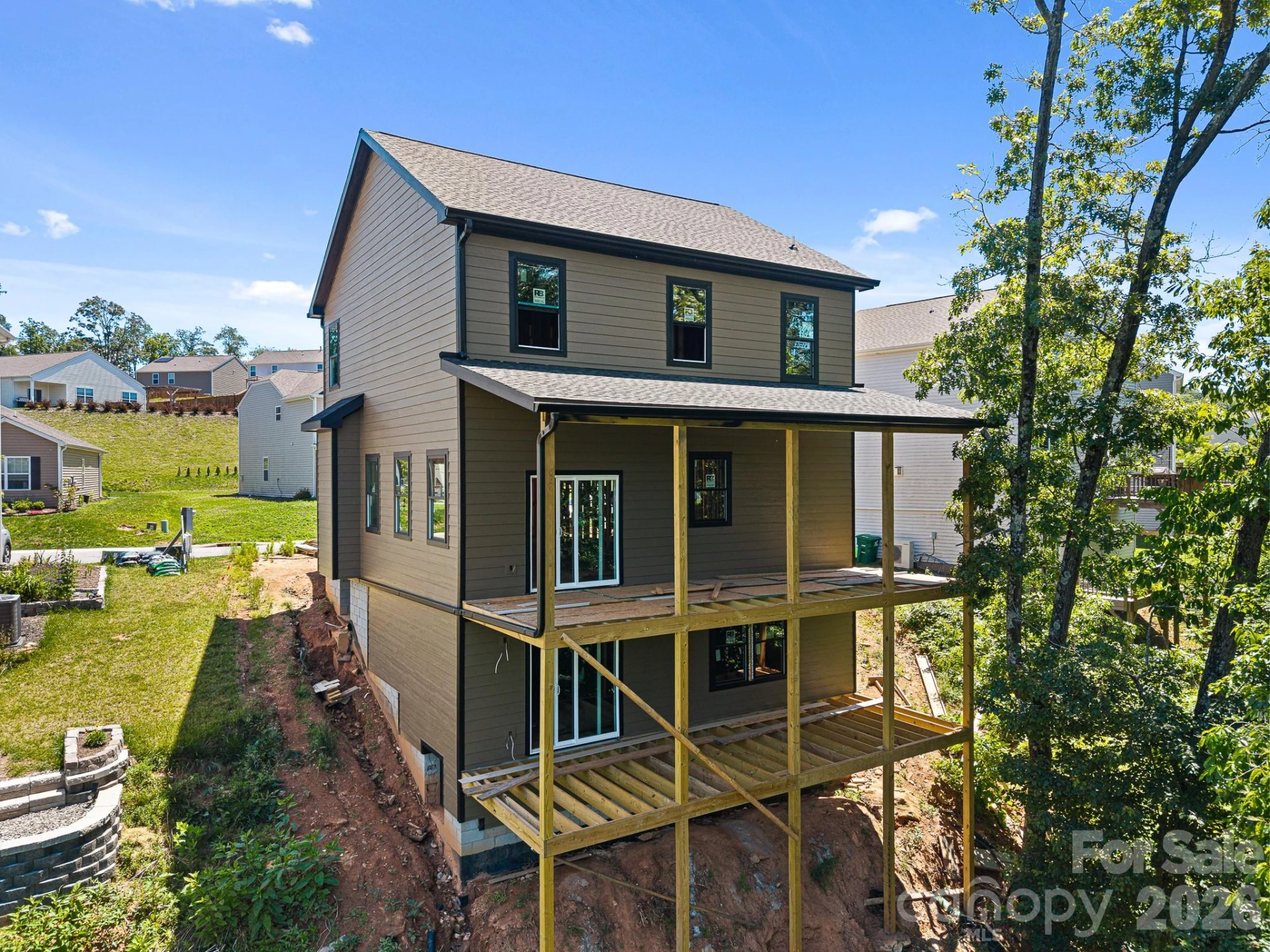 914 Newport Court - Photo 5