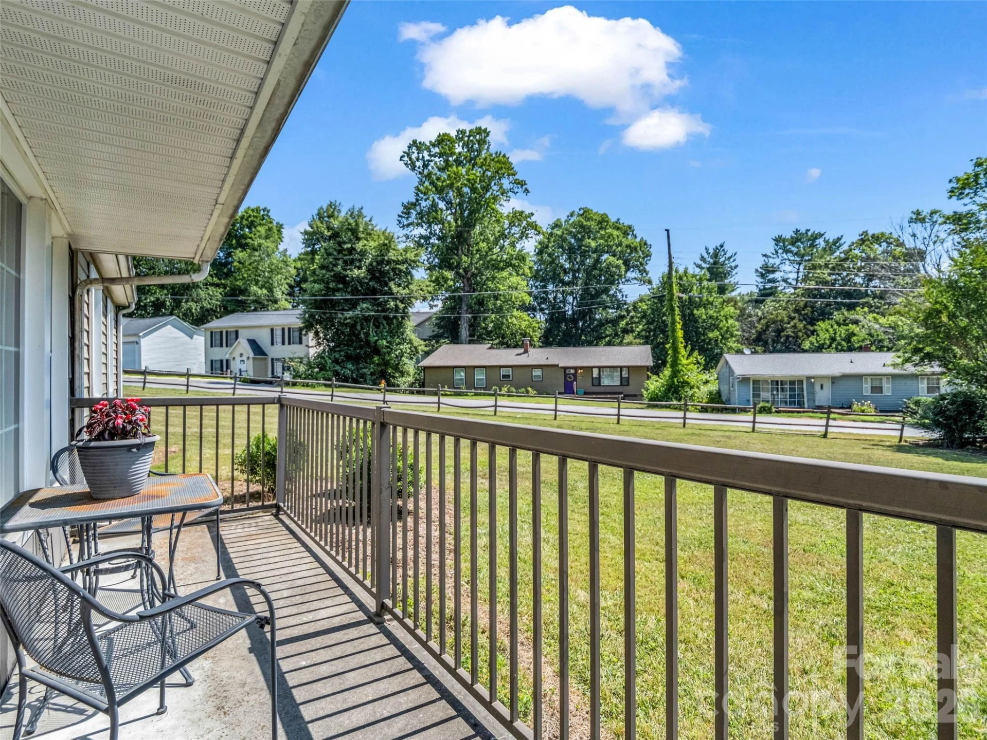215 Varden Place - Photo 34