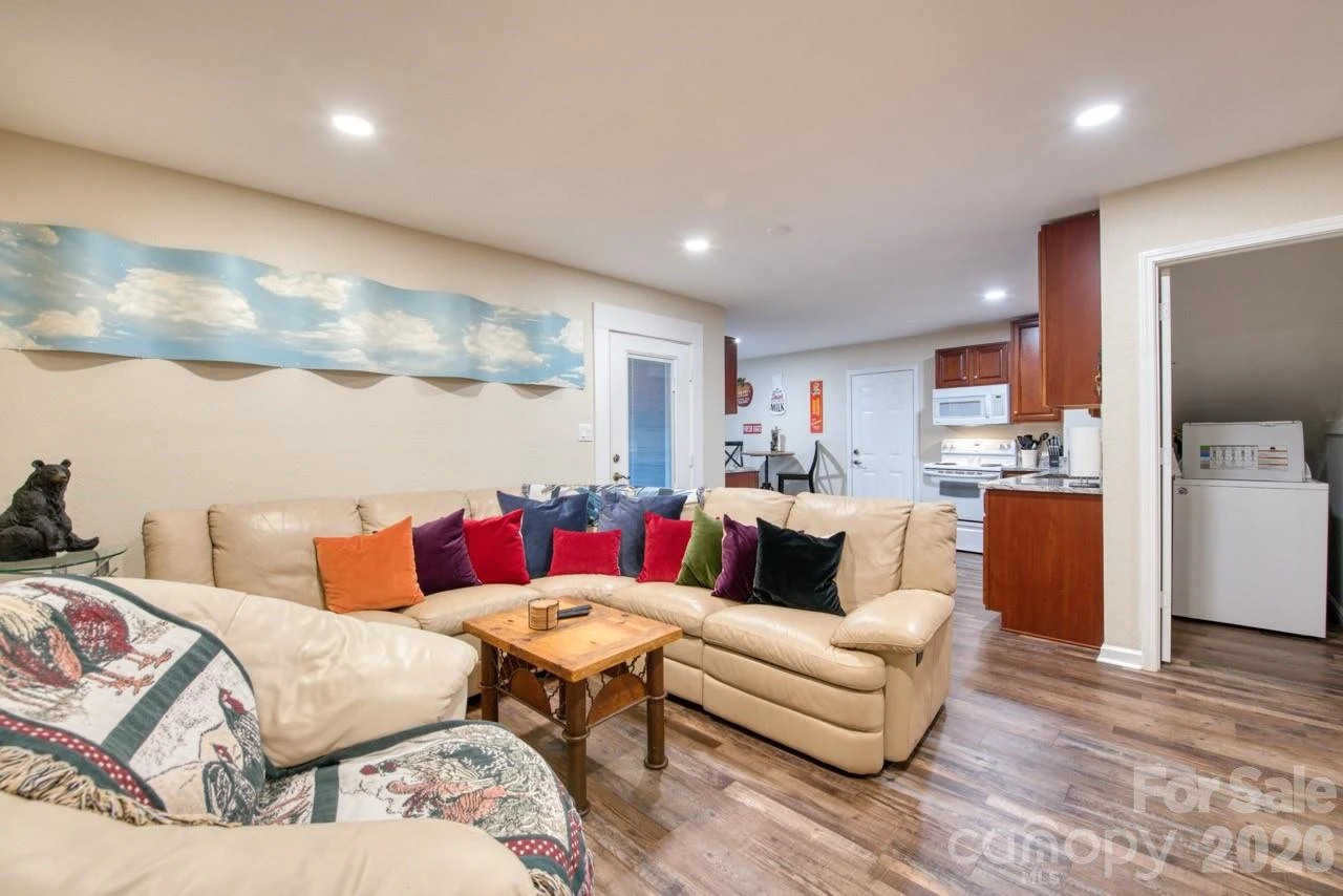 7 Higel Lane - Photo 24