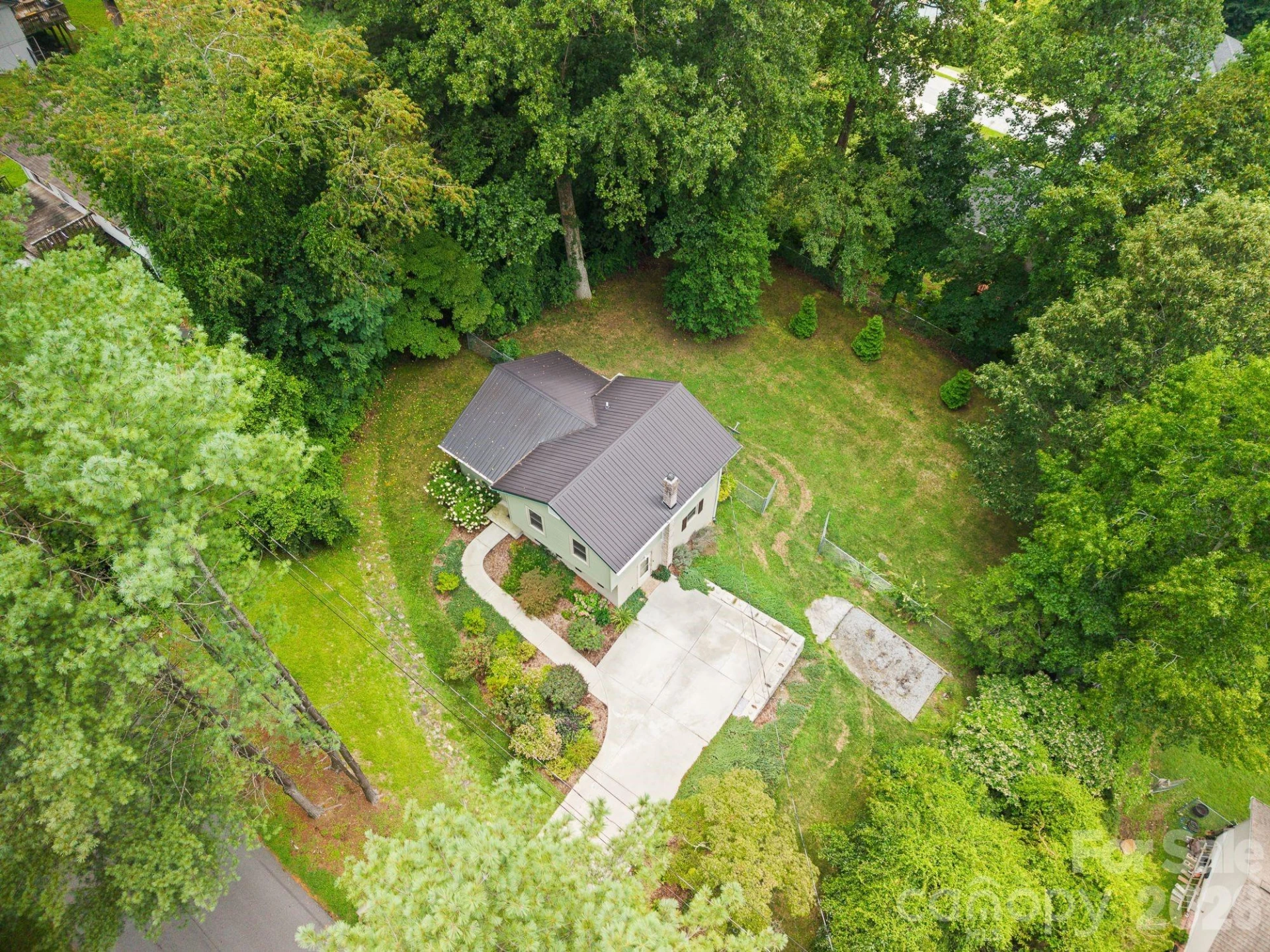 135 Plantation Drive - Photo 4